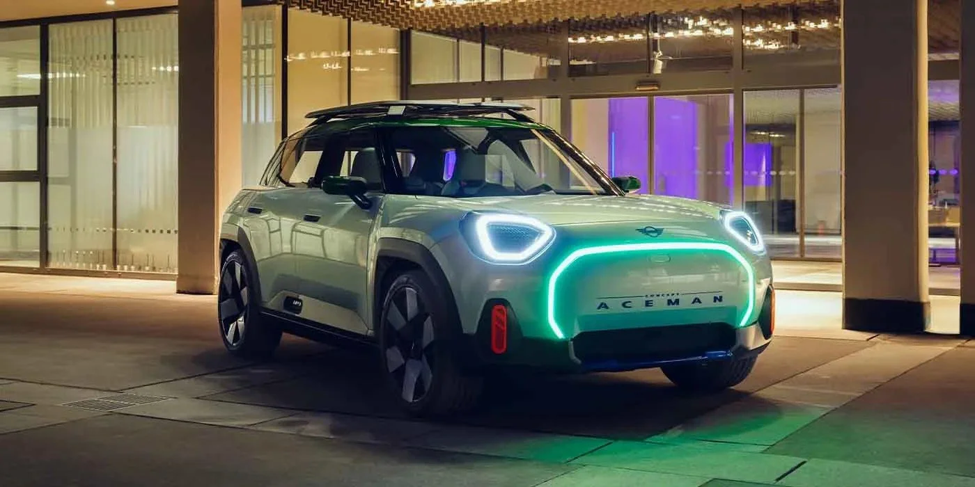 MINI Aceman-SUV-night.jpg