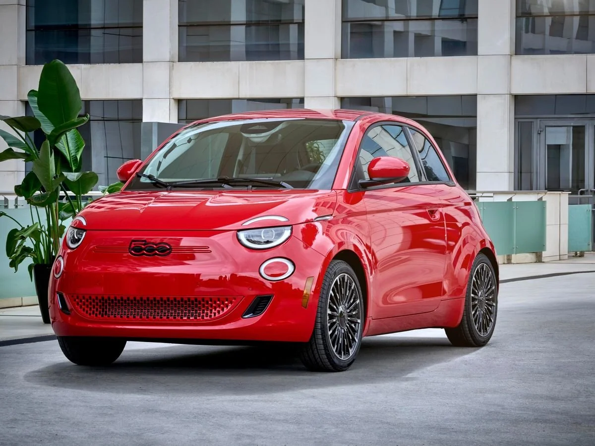 2024-fiat-500e-.jpg