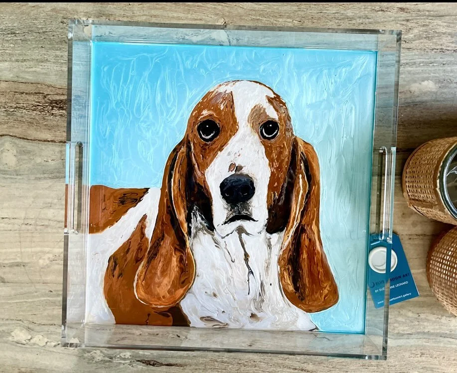 Thank dog it's Friday! Loving the ears on these dog portrait trays... ❤️
.
.
.
.
#bassethoundsofinstagram #customdogart #charleston #supportlocalartists