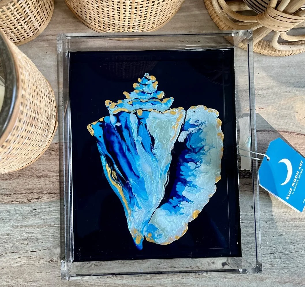 Valet trays make the perfect gift, and are super convenient for storing those glasses you can't ever seem to find! 
.
.
.
.
#trinkettray #charlestonsc #charleston #coastalliving #customart