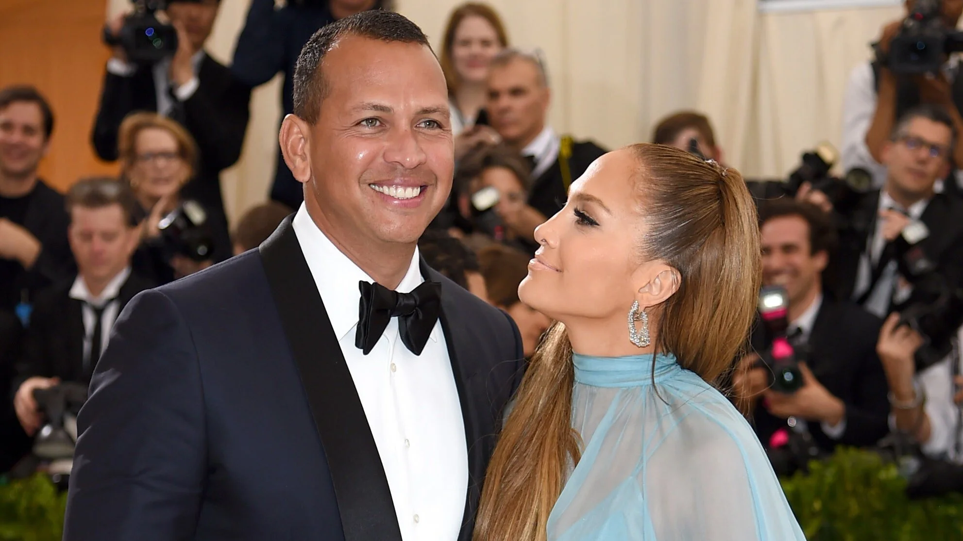 jlo and arod.jpg