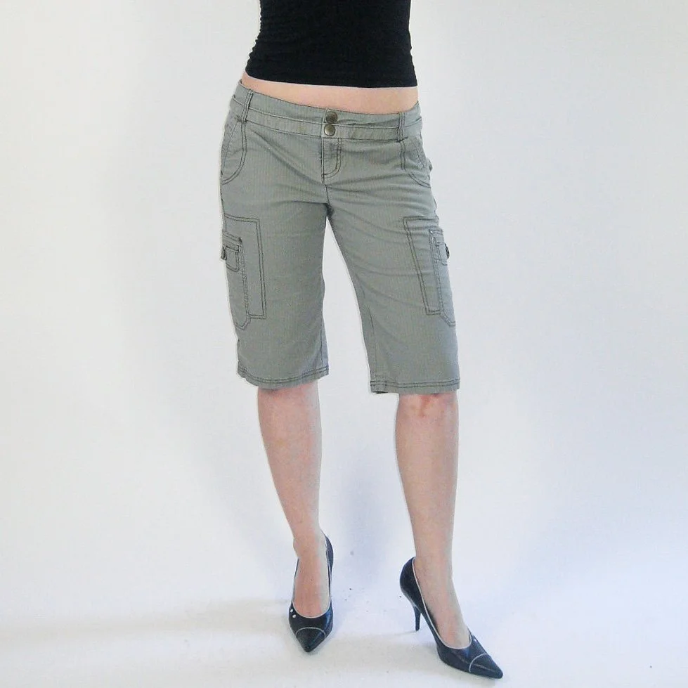 Y2K DKNY Cargo Capris - 8/10