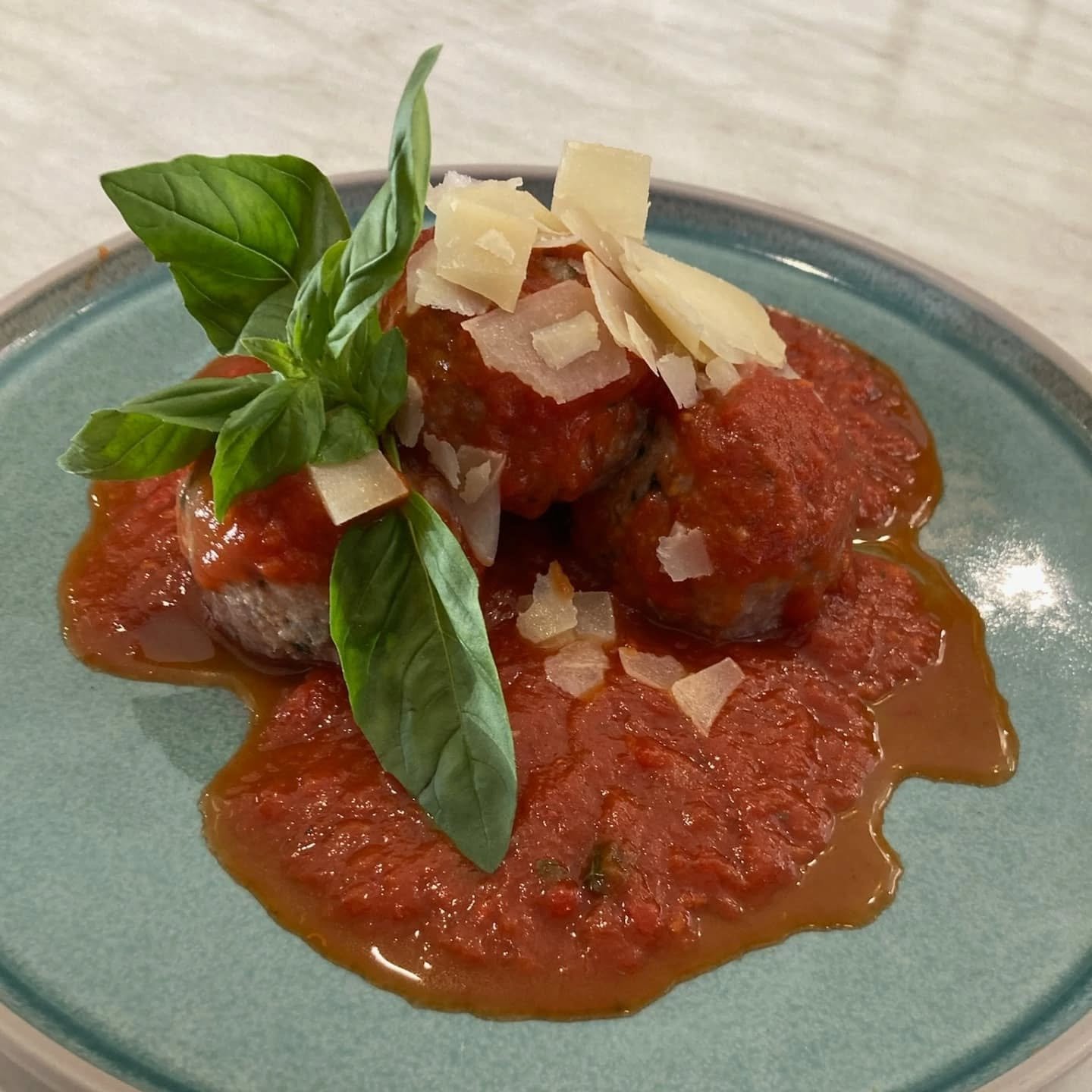 Back to work or school tomorrow ?
Come in and let us take the hard work out of dinner tonight!
Also you can grab one of our takeaway deals and enjoy at home (:

🍝 Selected pastas $20
🍕 Gourmet pizzas $20
🍽️ Selected Main meal (Secondi) $25
🥗 Side