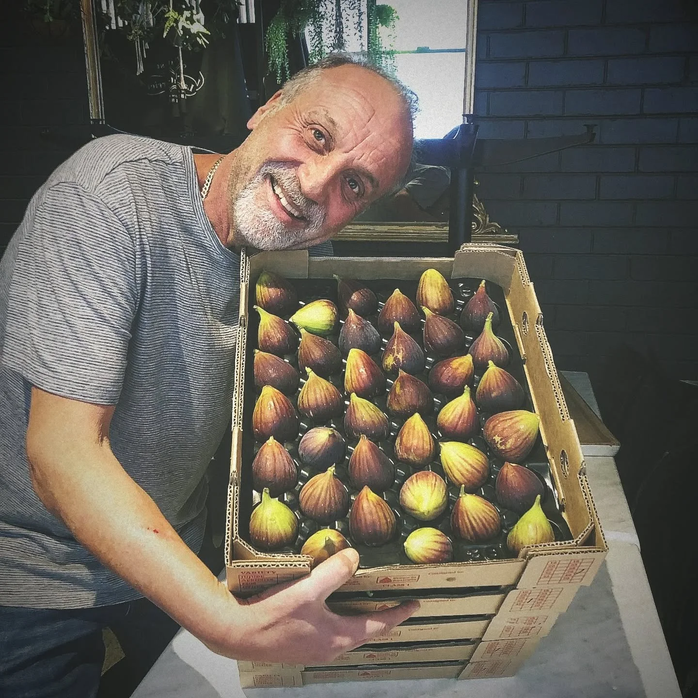 Fig season is here 🍃

Michael went to the market and came back with a serious haul of fresh figs&hellip; so naturally they&rsquo;re hitting the menu at Flour + Salt.

Come in and grab a luigi's pizza tonight!

With the cost of living doing its thing