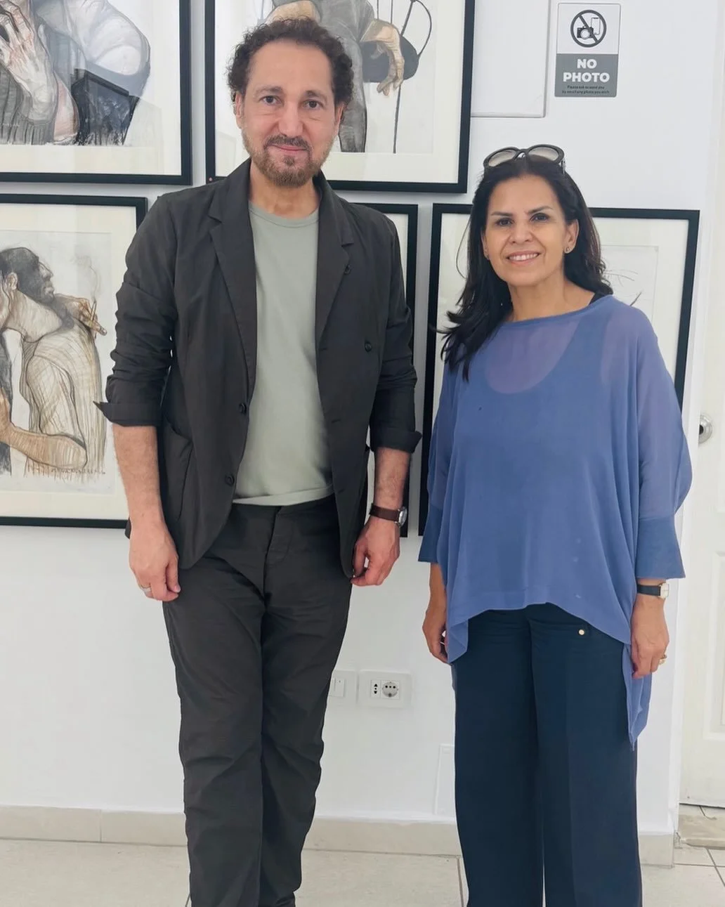 The brilliant Naseer Shama visited the exhibition by Zeena Sileem 🙏