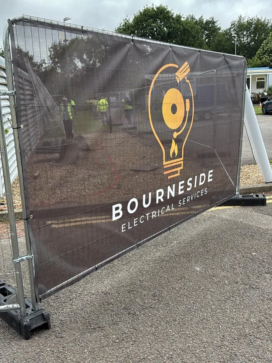 Today we carried out the final tests on a newly installed external distribution cupboard 😊

Bourneside Scope of Works: 

Site set up ⚠️⚠️⚠️

Supply and installation of GRP enclosure 🕋

Feeder pillar connections for new 3phase 100amp supply 🪛 🪛🪛
