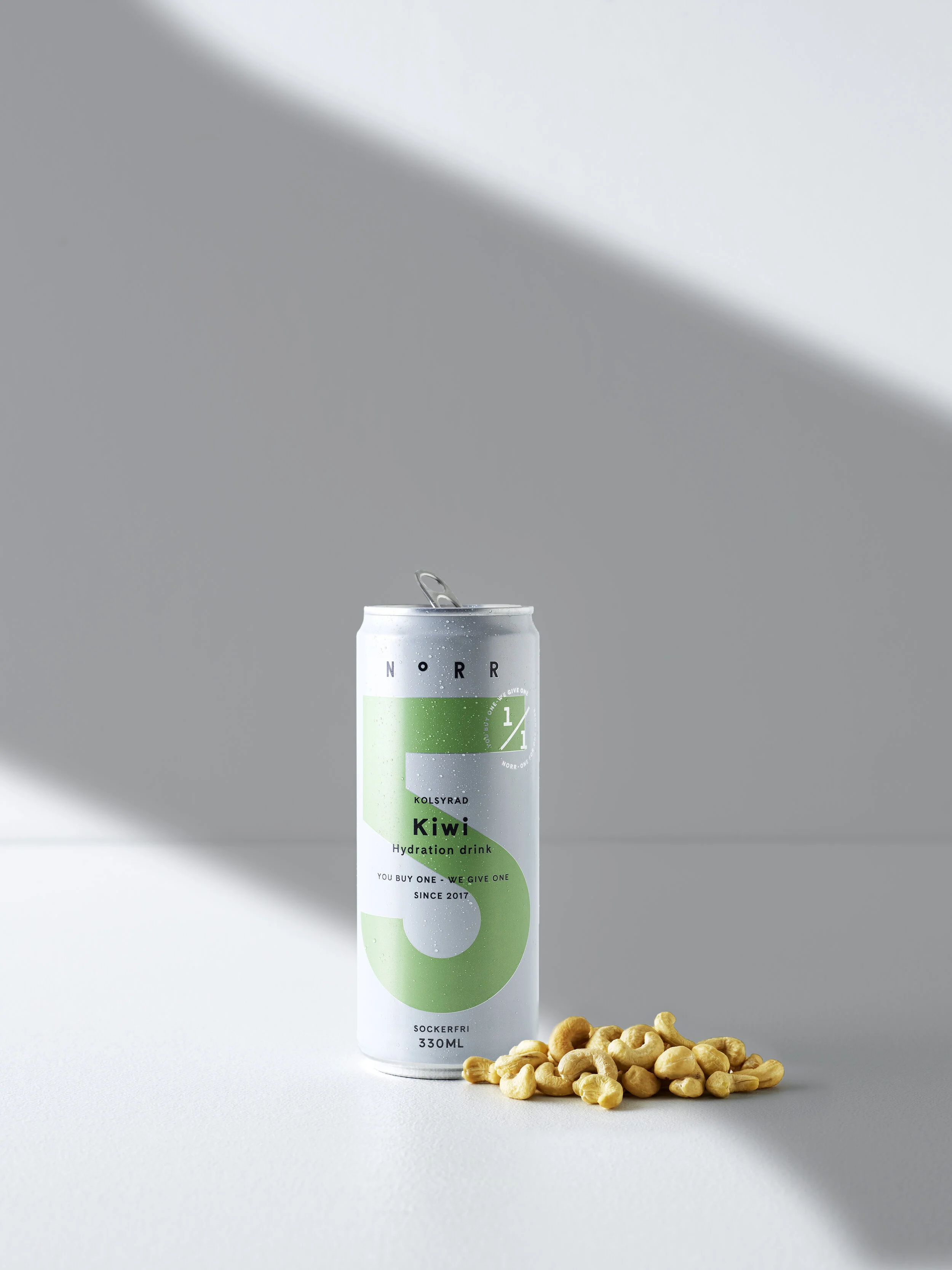 To promote tasty deals the products are placed in a more branded environment.