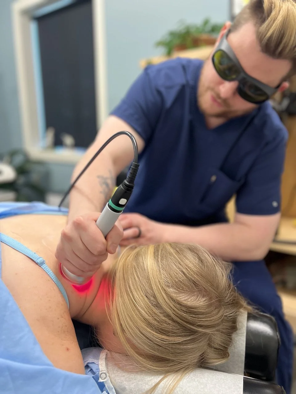 Laser Therapy at Issaquah Family Chiropractic: A Safe and Powerful Tool for Healing