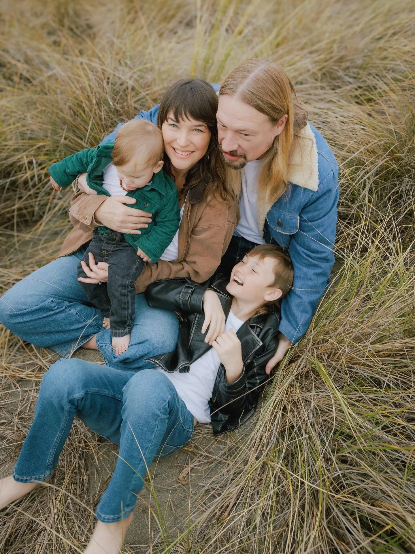 Still searching for the perfect present? Give the gift of memories with a Photography Gift Certificate &mdash; ideal for families, couples, or anyone who deserves a beautiful keepsake.

✨ Professional, heartfelt photo sessions

📸 Flexible scheduling