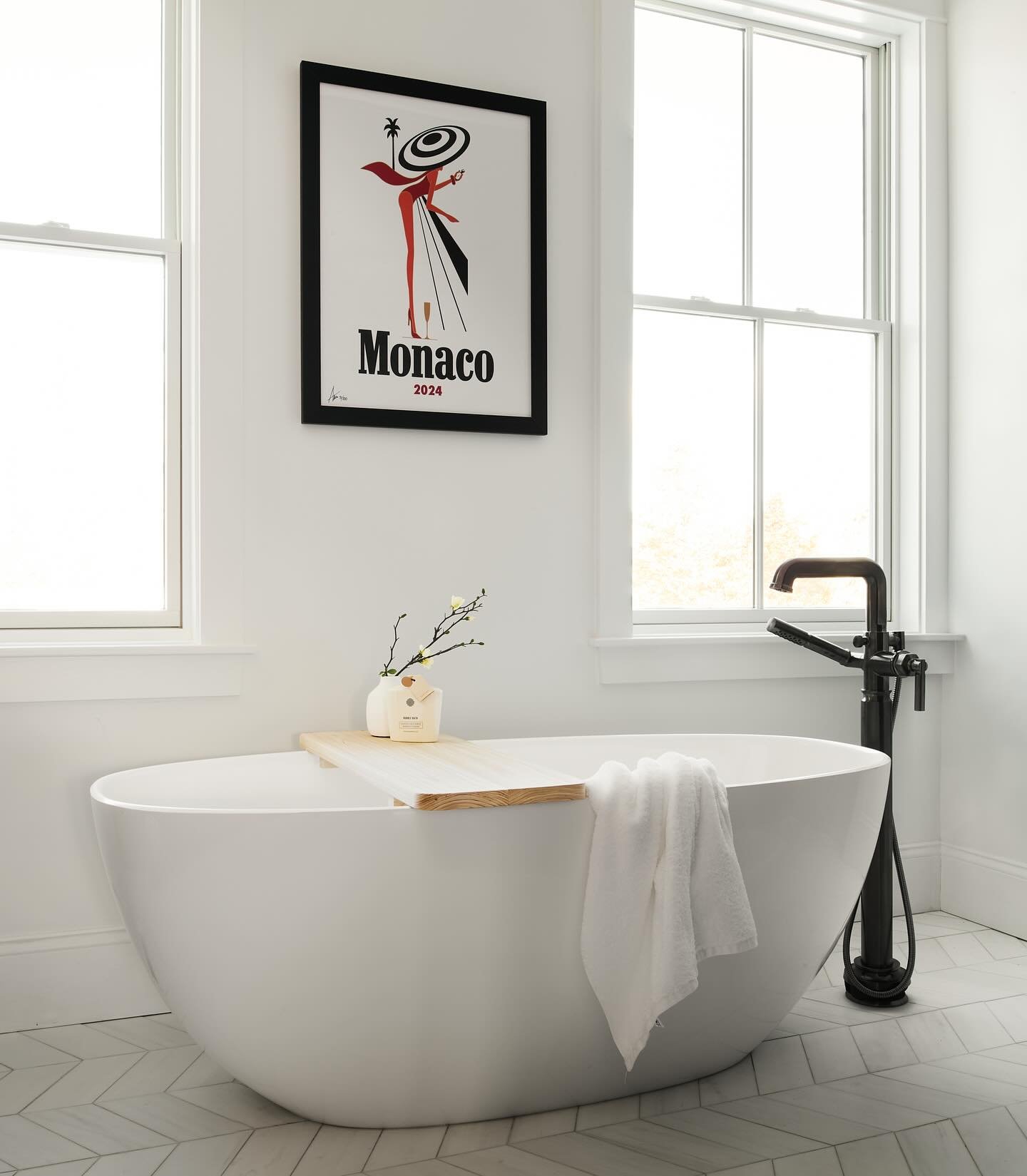 Layered textures. Warm neutrals. Subtle plaster walls. A calm, collected primary suite designed for rest and reset. 

#InteriorDesign
#InteriorInspo
#BedroomDesign
#BathroomDesign
#ModernClassic
#DesignDetails
#TexturedInteriors
#LayeredInteriors
#Pl