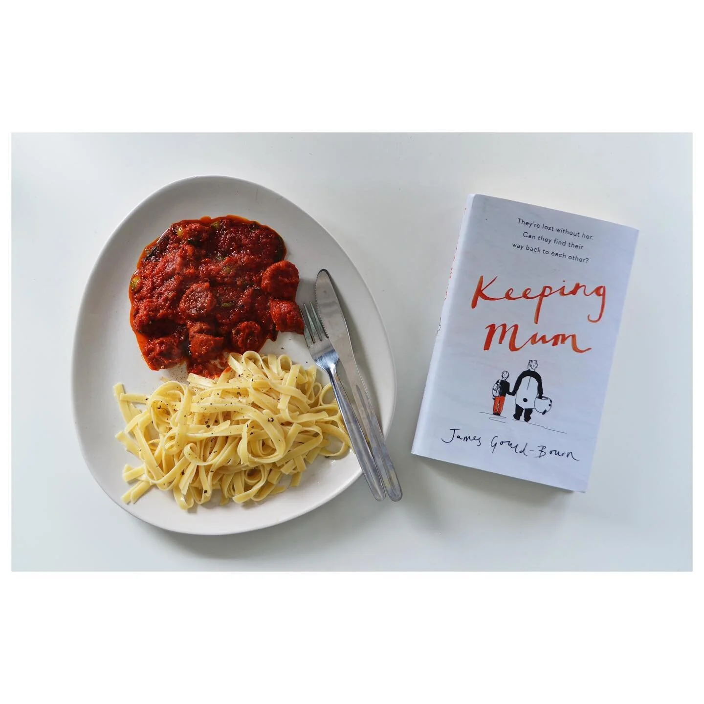 Two things I&rsquo;ve been really enjoying this week...⁣
⁣
James Gould-Bourn&rsquo;s (@jpgouldbourn) debut novel KEEPING MUM. Expertly-written, funny, and poignant, with a fantastic cast of characters. Overall an absolutely brilliant read! 👏 ⁣
⁣
And Miguel Barclay&rsquo;s (@miguelbarclay) recipe for &lsquo;Speedy Chorizo Bolognese&rsquo; from his &lsquo;Fast and Fresh&rsquo; cookbook - so simple yet so tasty 👌 ⁣