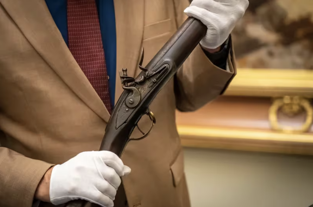 Space Musket A stolen musket from the Revolutionary War returns to Philly — Earl Hopkins