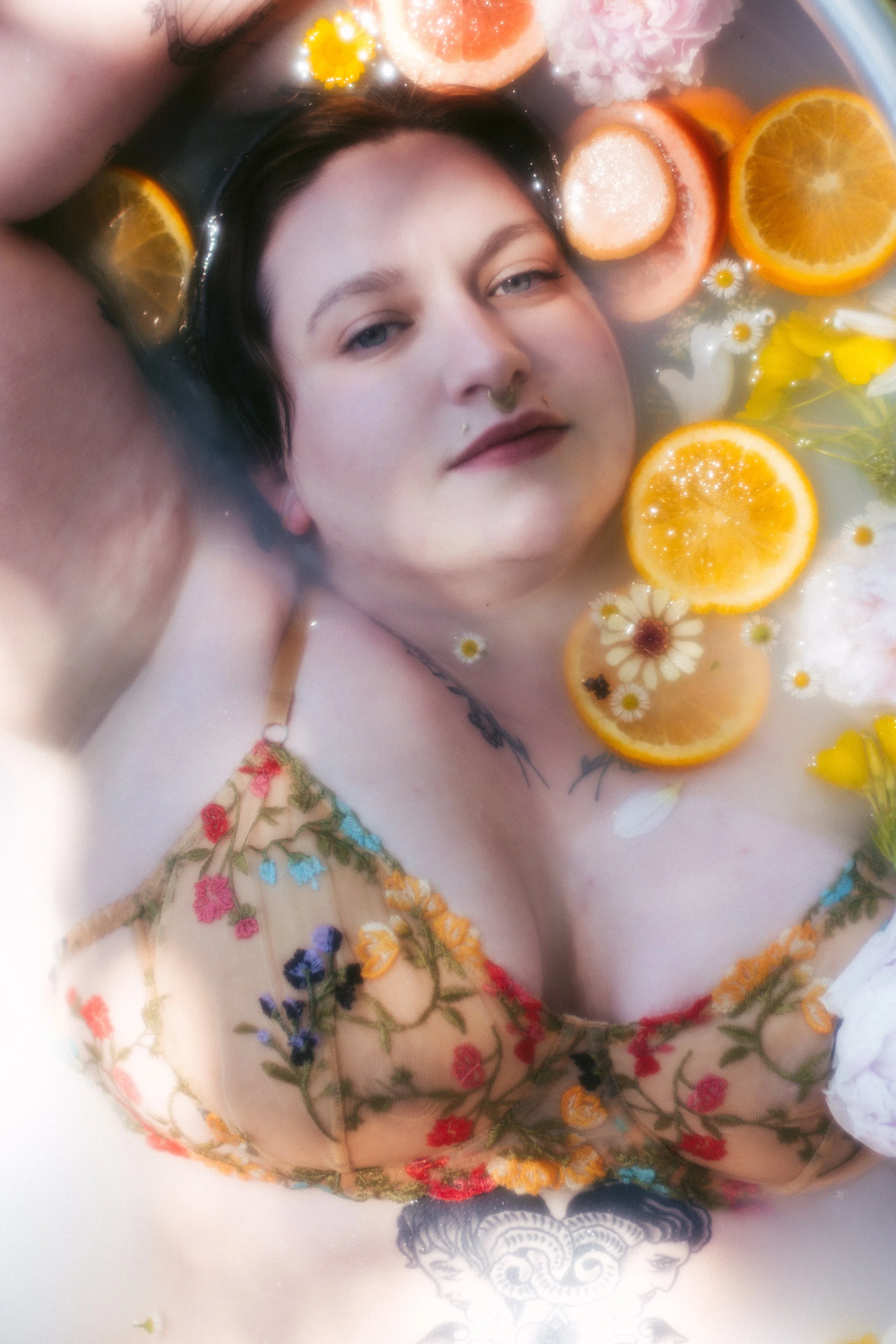 061226-milkbath-rachael-preview-6.jpg