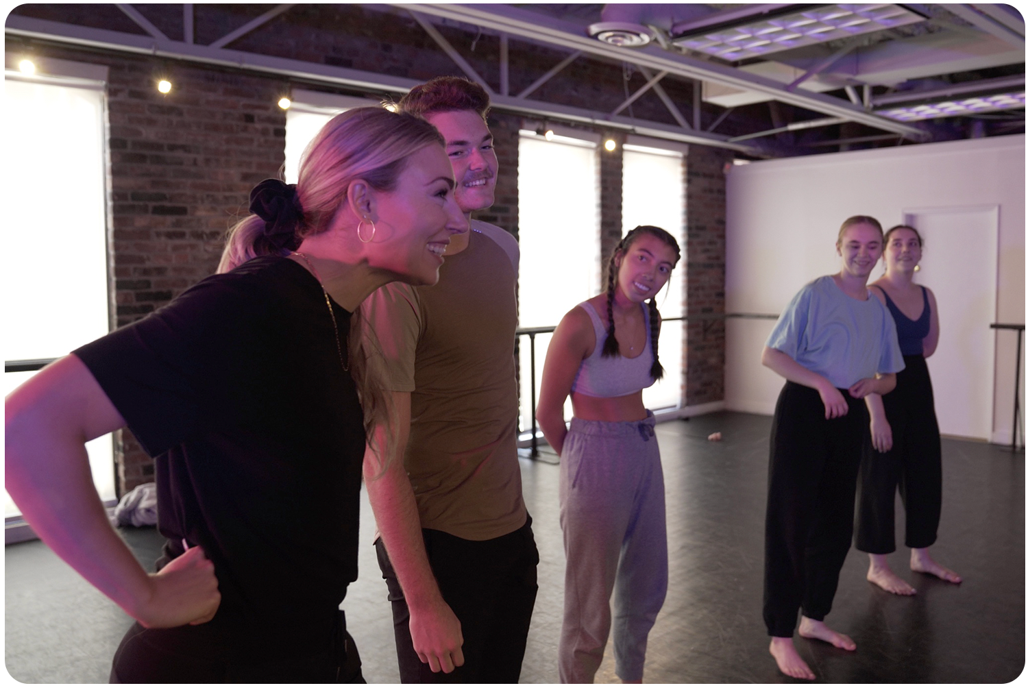 Home_DancerWorkshops2.png