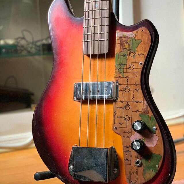 Here&rsquo;s another Japanese bass that got the full treatment (pickguard/new truss rod/fingerboard/etc.). This thing ROCKS. #vintagebass #mij #woodburned