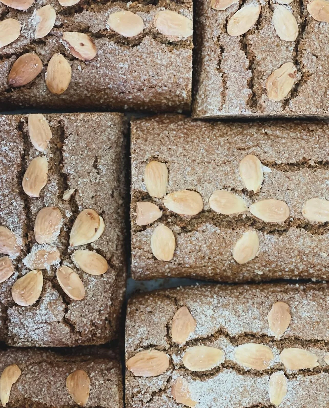 GEVULDE SPECULAAS  (ALMOND STUFFED GINGERBREAD )