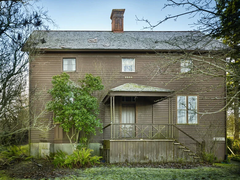 exterior1.jpg