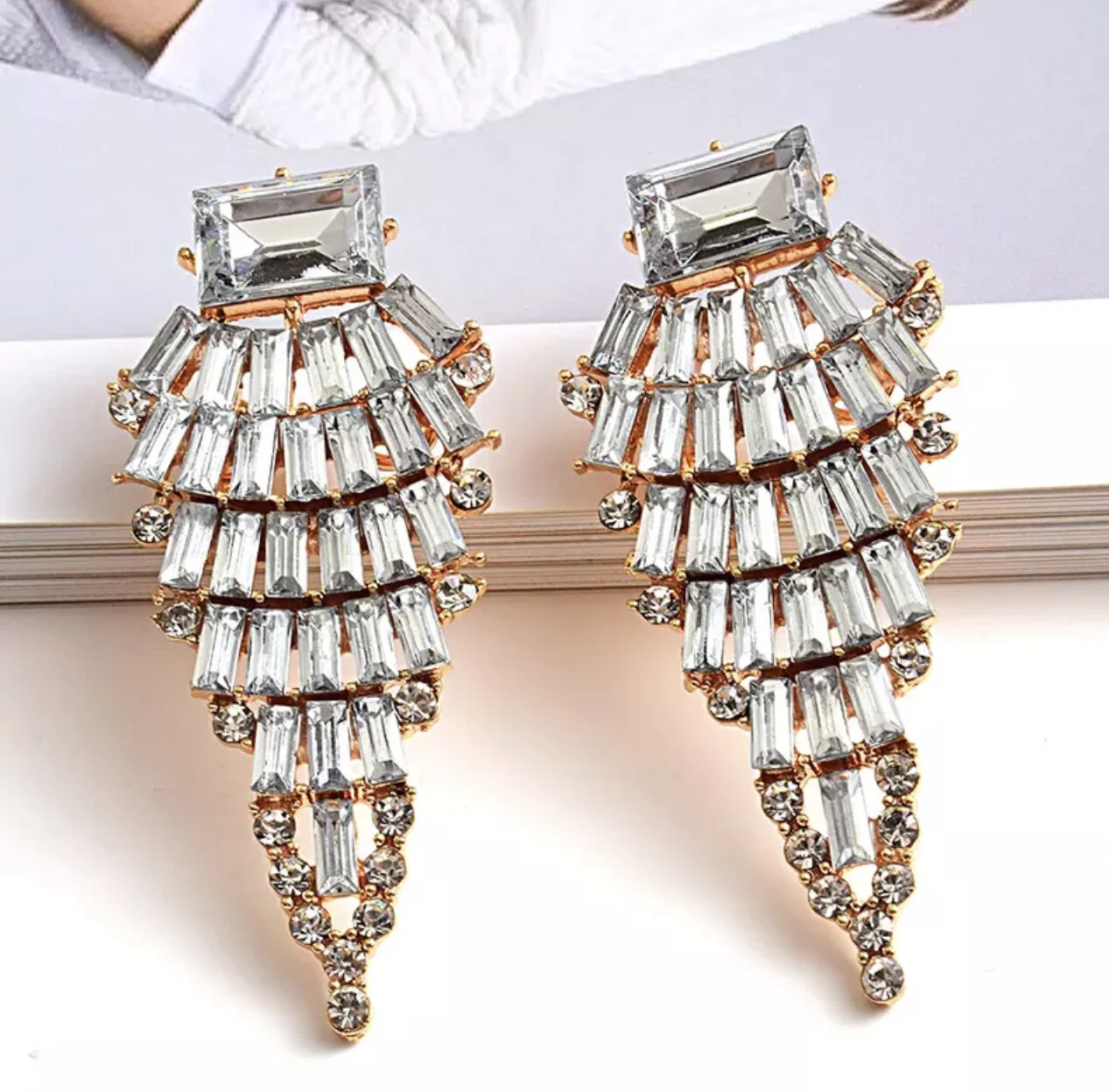 98551AF8-F1F5-41B3-9562-ED6DA83A0B28