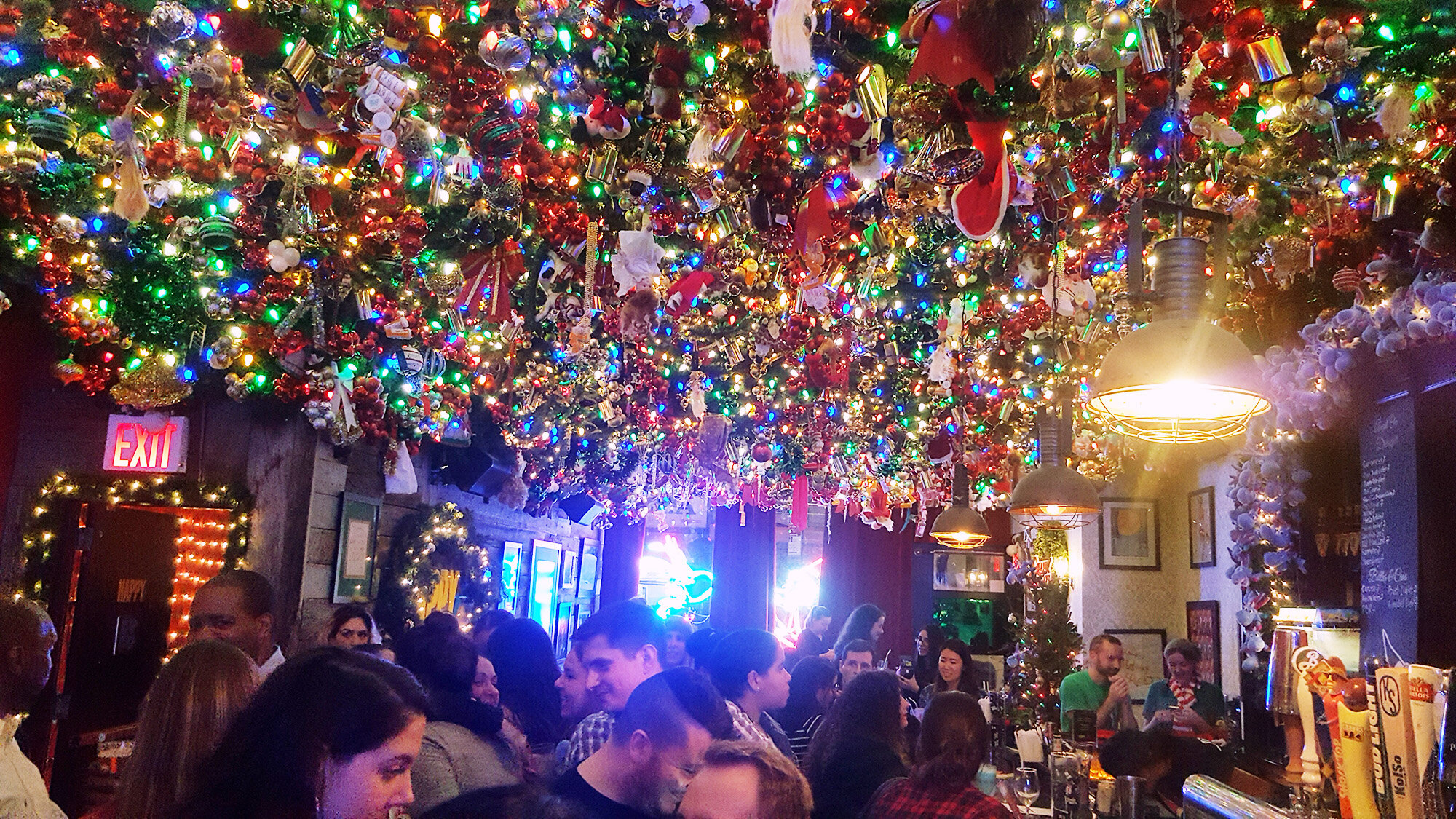 1513121354572-jingle-hells-2.jpg