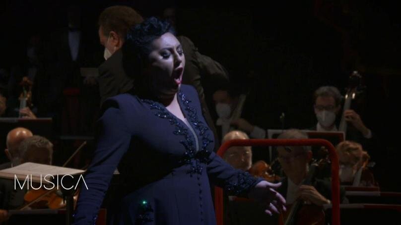 Aida: previously unheard version of Verdi's opera receives rapturous reception.