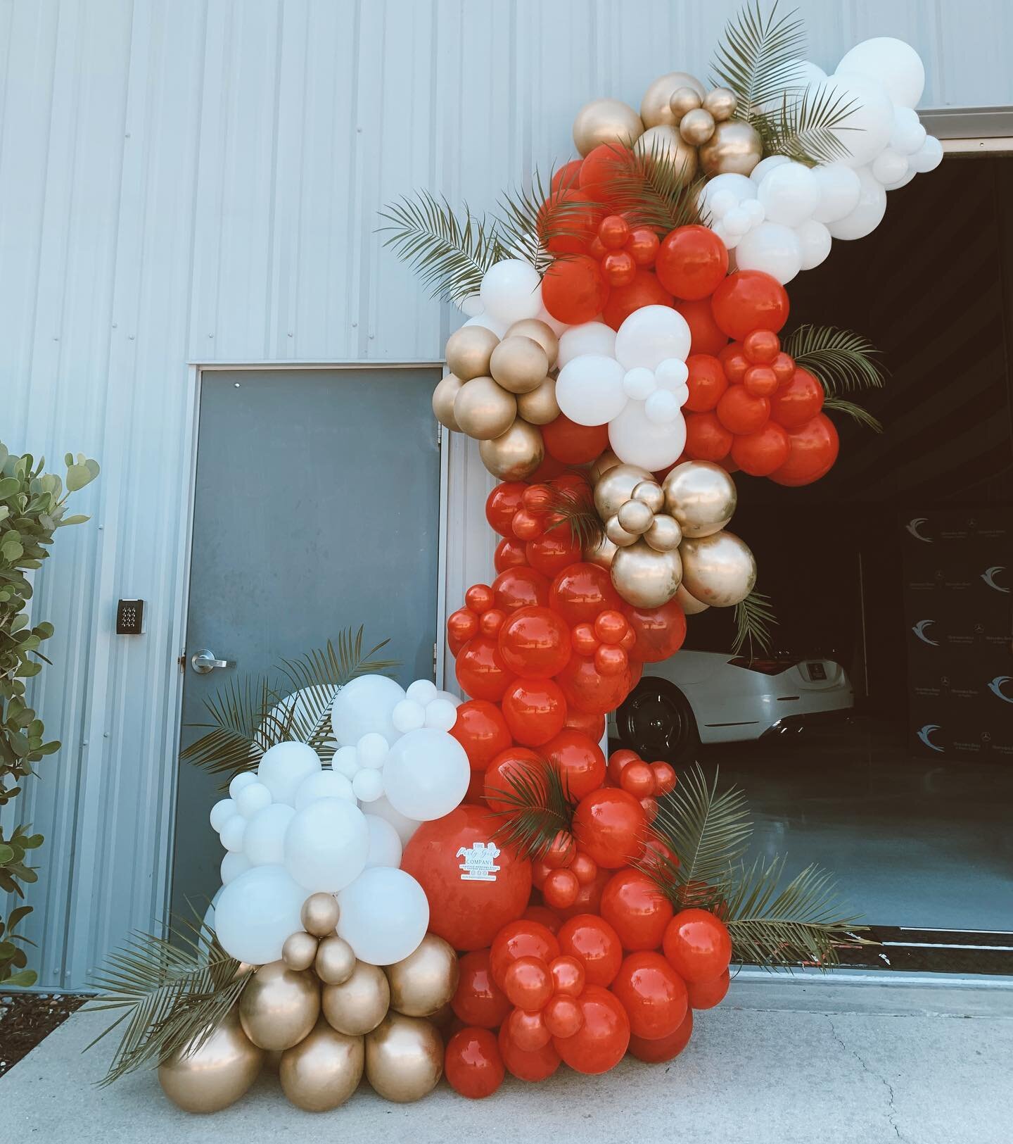 Until further notice&hellip; 
Celebrate everything 🎈 

The Party Girl Co. had the honor of installing our luxury modern Balloonery for @path2freedominc Red Gala ✨ check out all the good work they do to bring hope and healing due to human trafficking