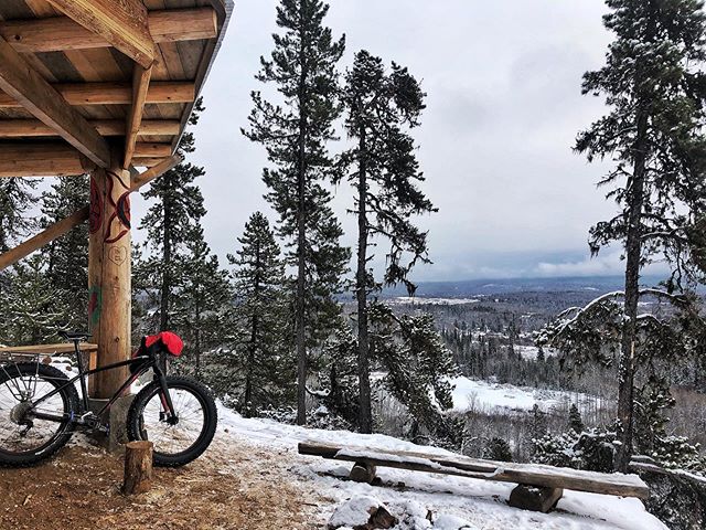 Great to see lots of people out on the trails now that we have some snow. Winter biking is all-time right now! #communitytrails #ridetheyellowhead #winterriding #lovethehazeltons #hazeltontrailsociety #trailsforall