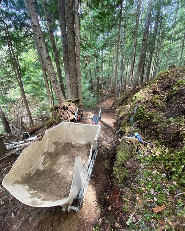 Have a great weekend everyone... we hope you get outside and enjoy some soil. #communitytrails #builtforall #trailsforall #hazelton