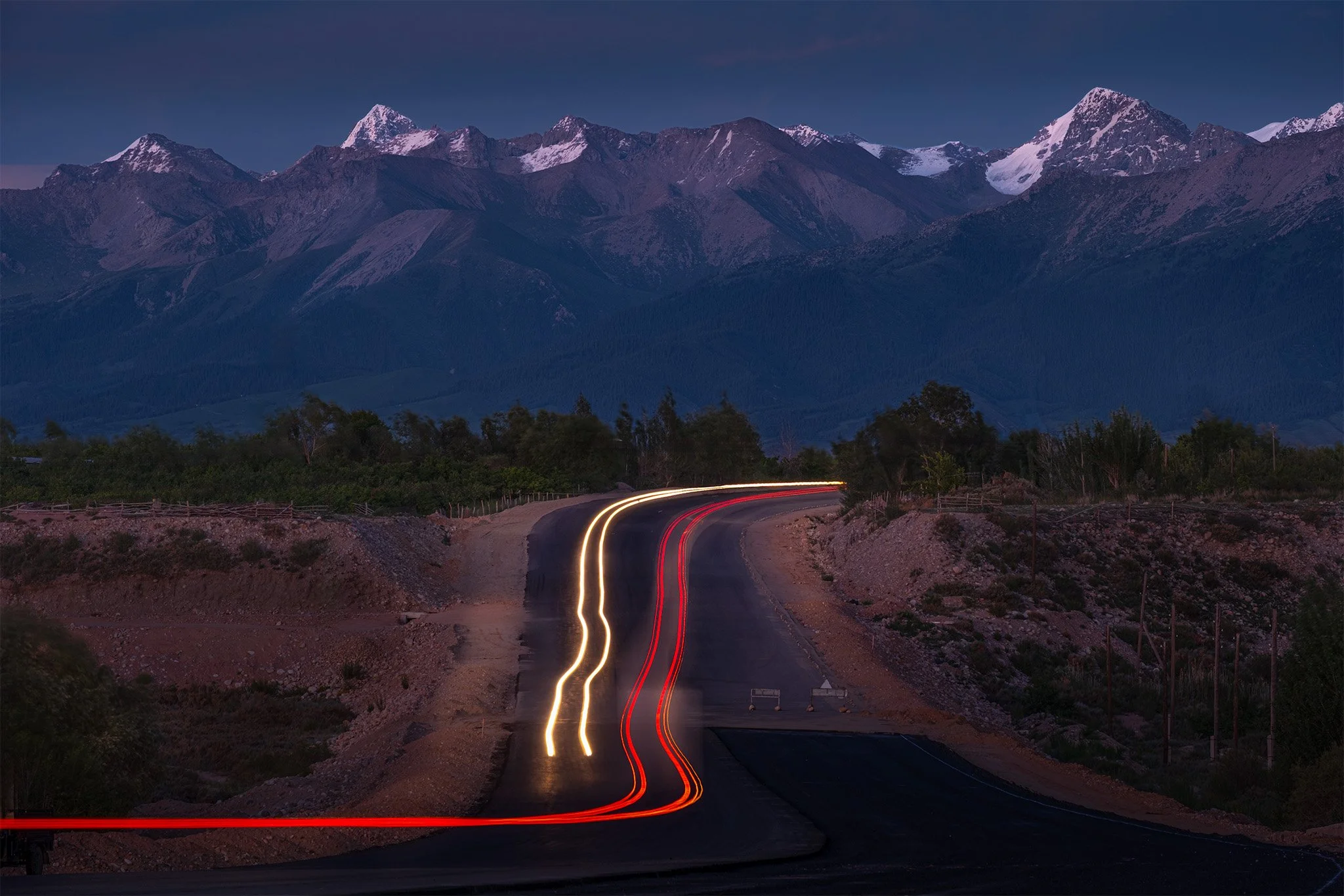Blue Mountain Lighttrail.jpg