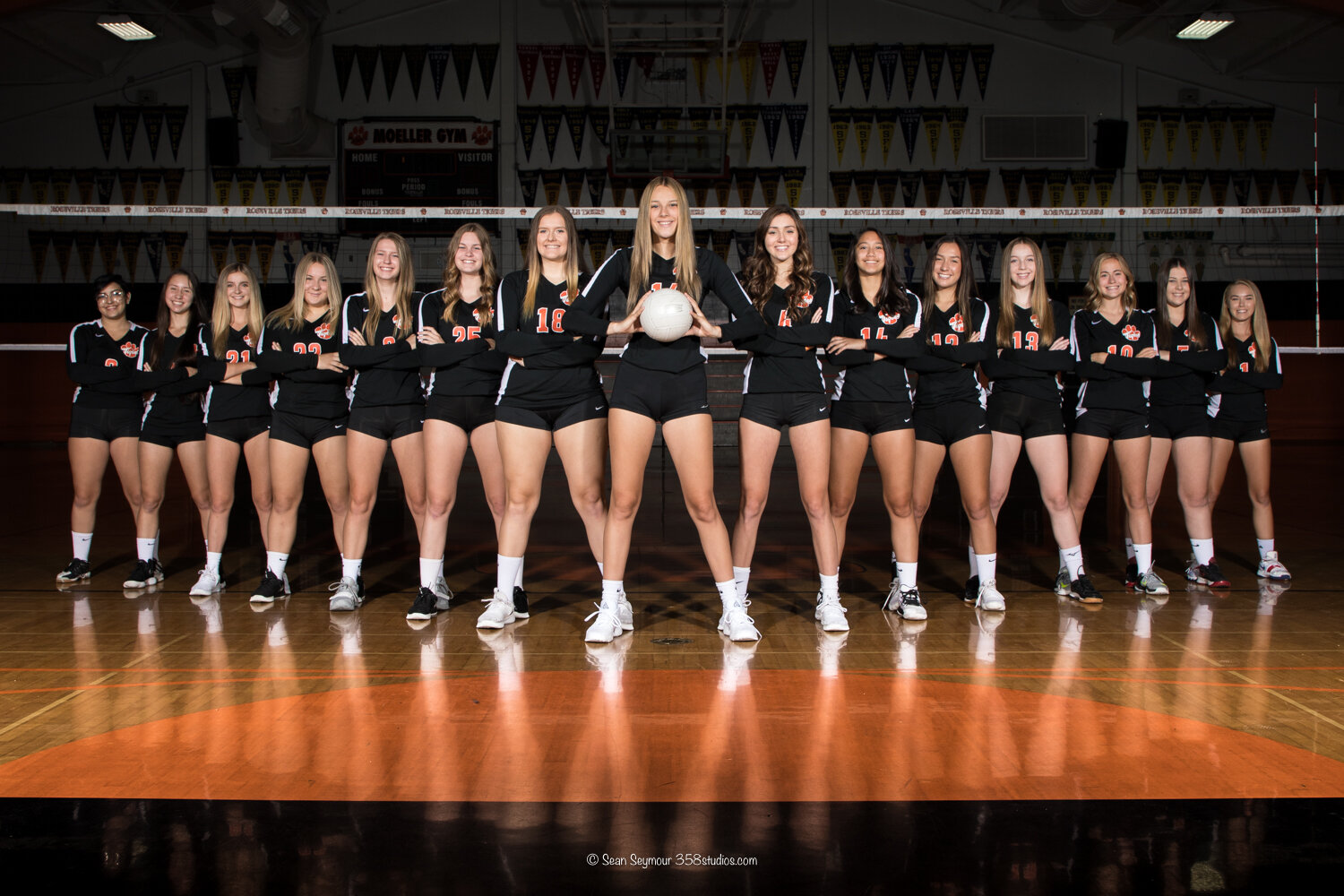 9,209 Volleyball Portraits Stock Photos, High-Res Pictures, and Images -  Getty Images