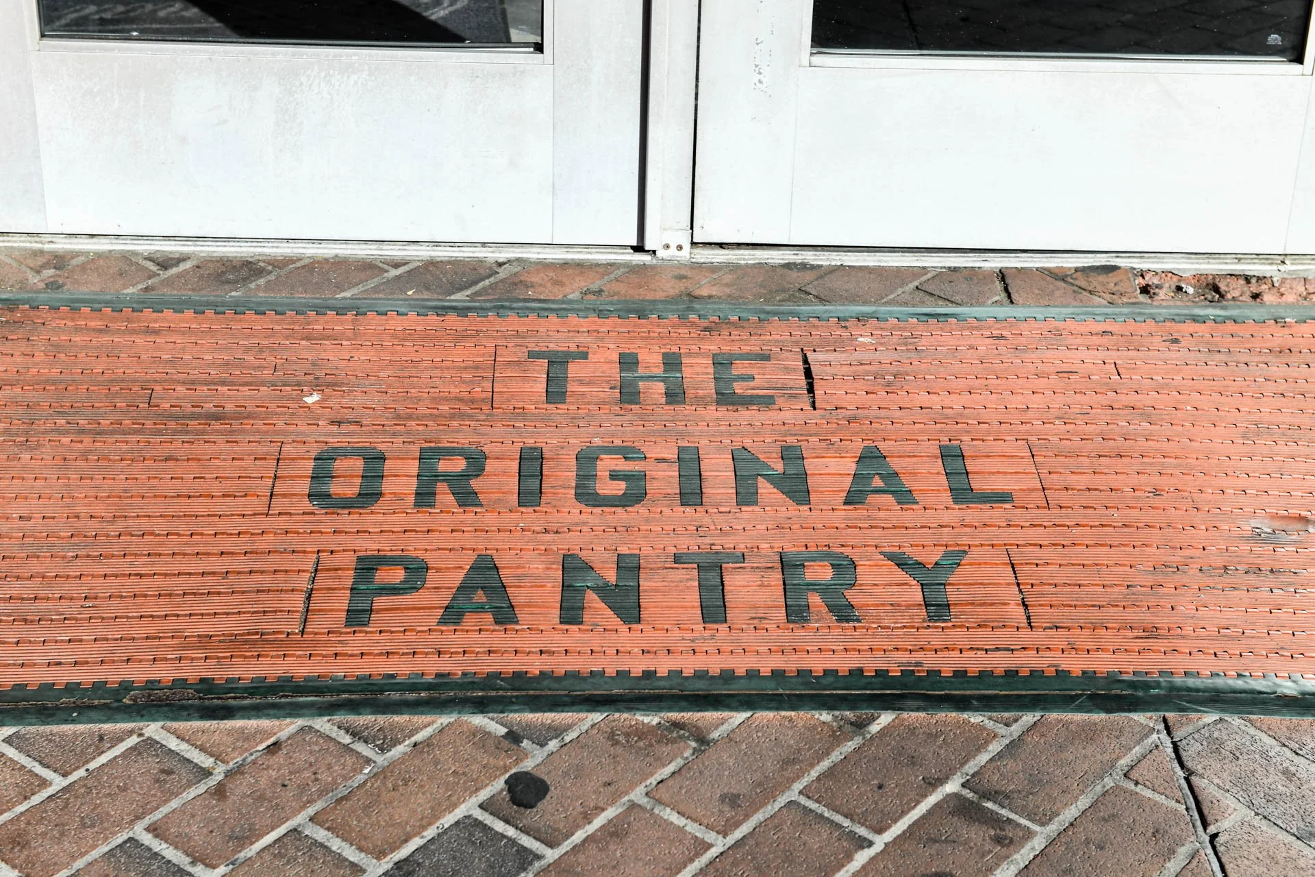 LAM_THE_ORIGINAL_PANTRY_LEO_005.jpg