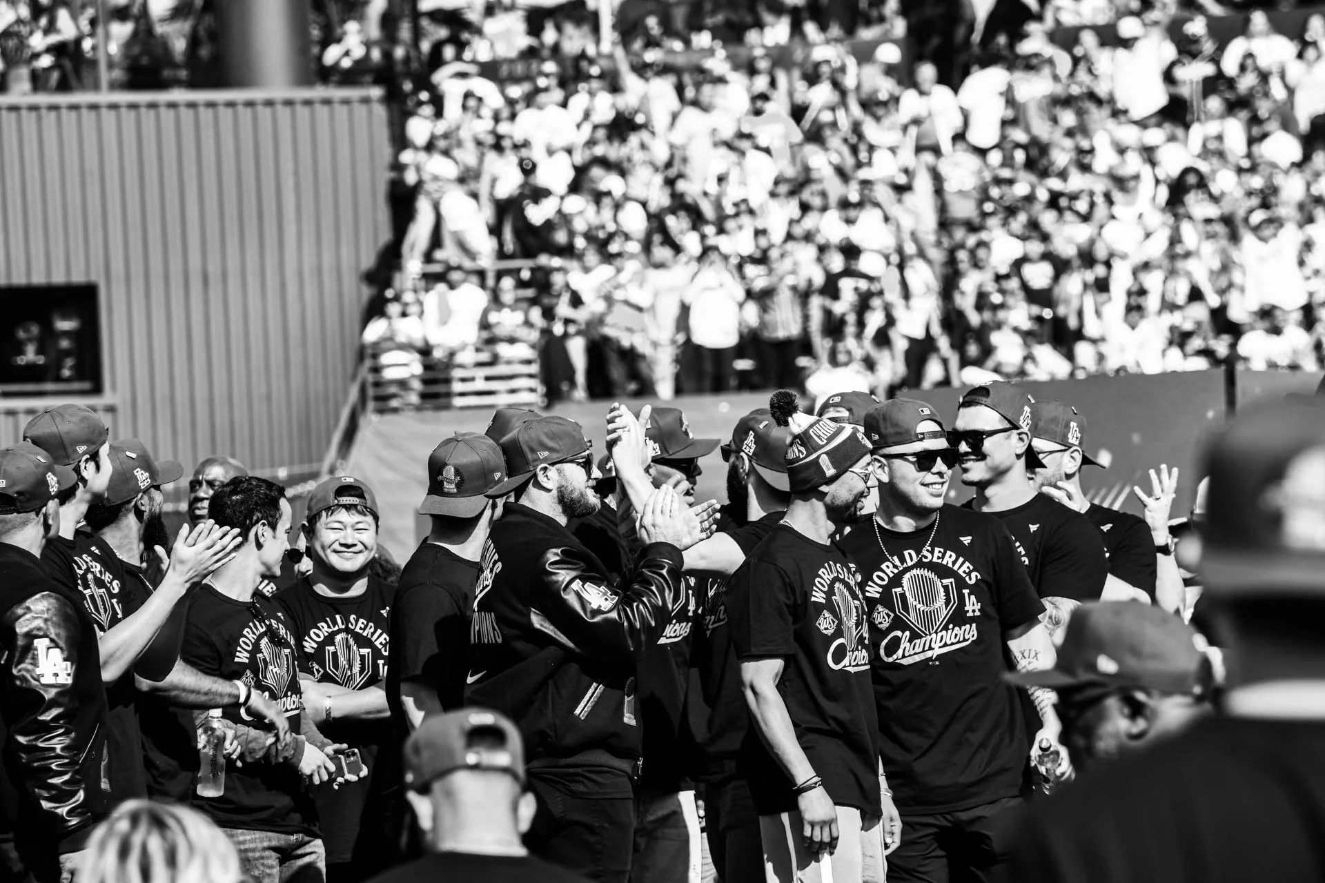 LAM_LA_DODGERS_GROUP_PLAYERS_009.jpg