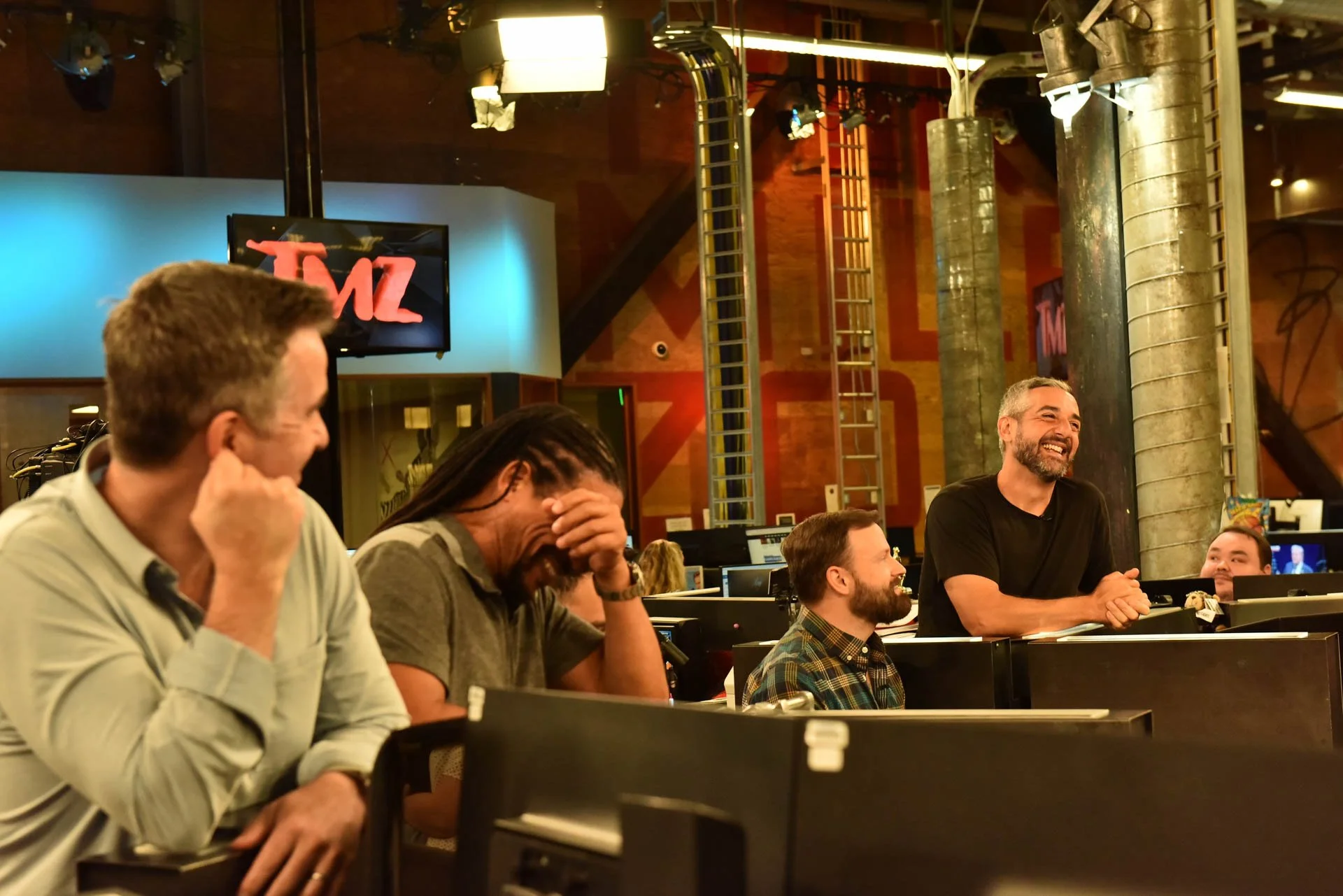LAM_TMZ_BULLPIT_0124.jpg