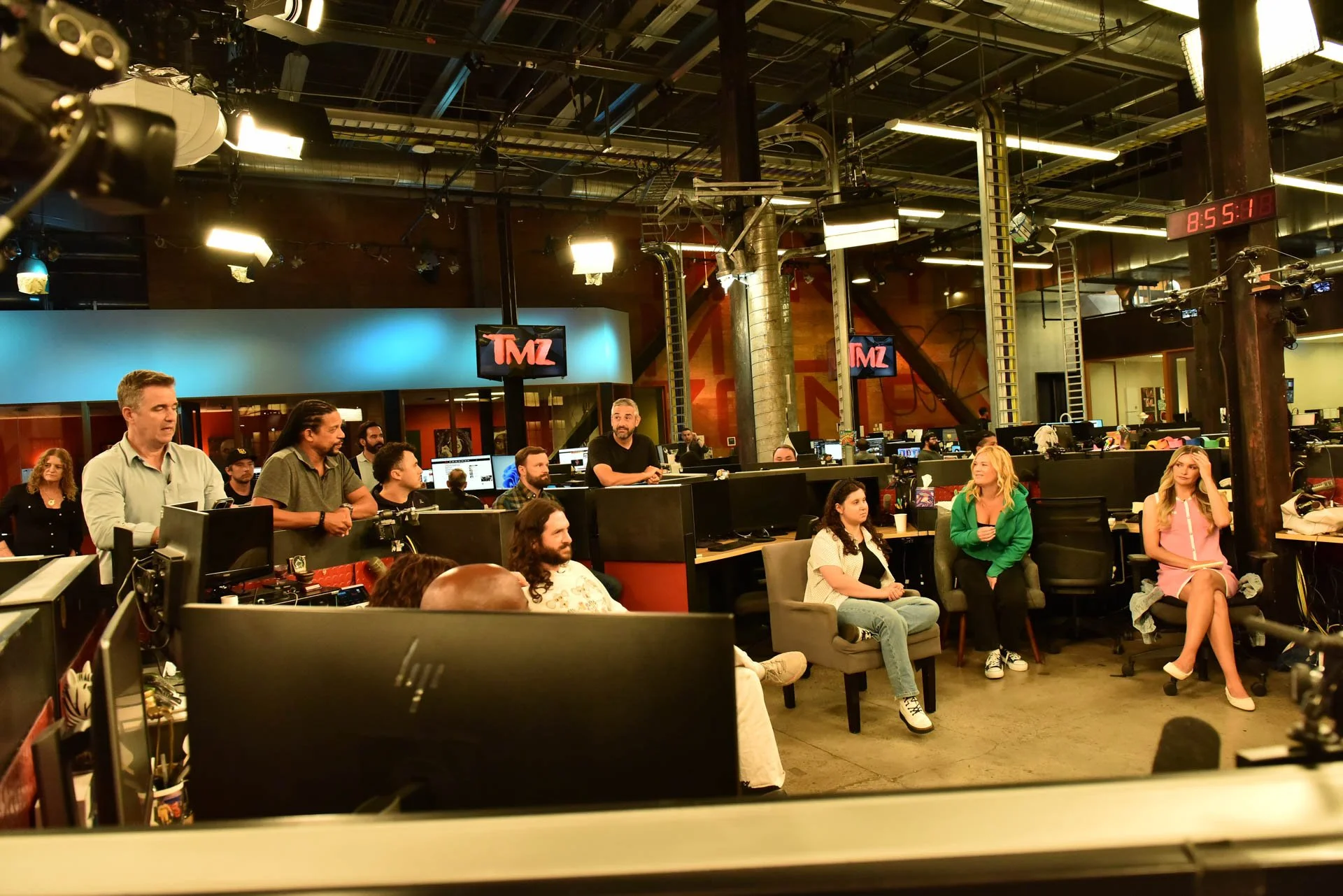 LAM_TMZ_BULLPIT_0216.jpg
