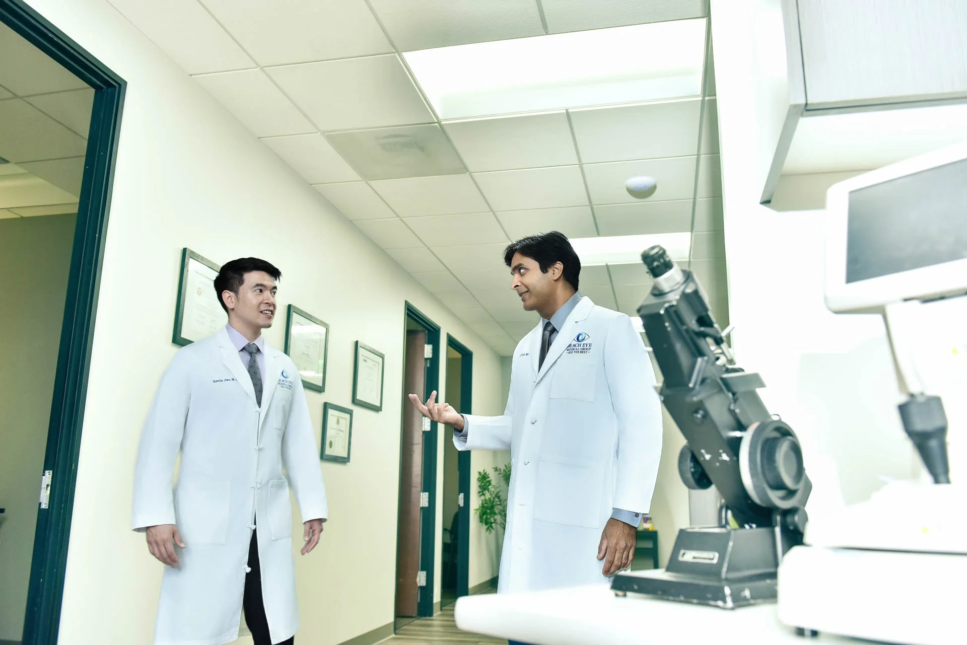 OCM_DR_SHAH_OFFICE__004.jpg