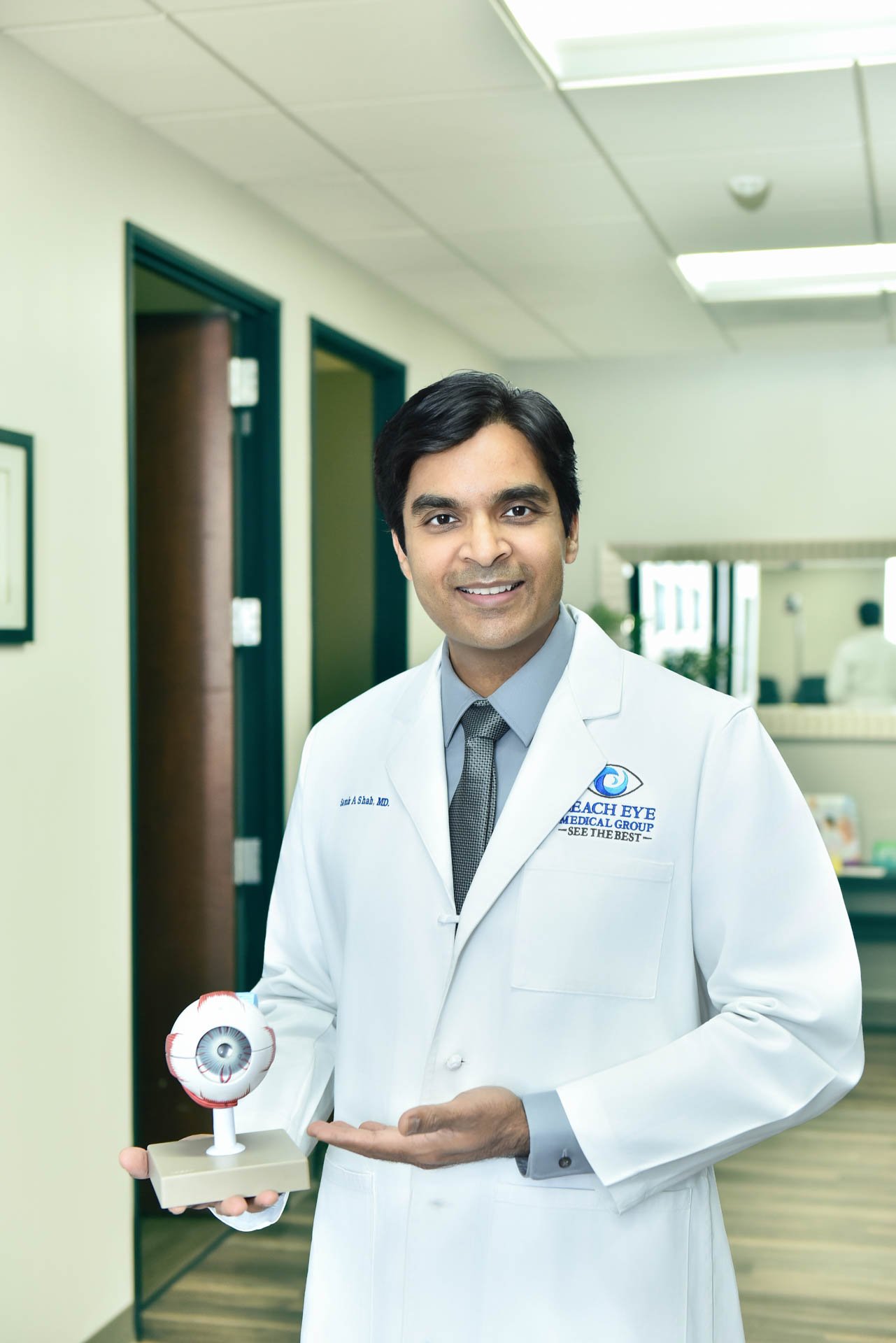 OCM_DR_SHAH_OFFICE__020.jpg