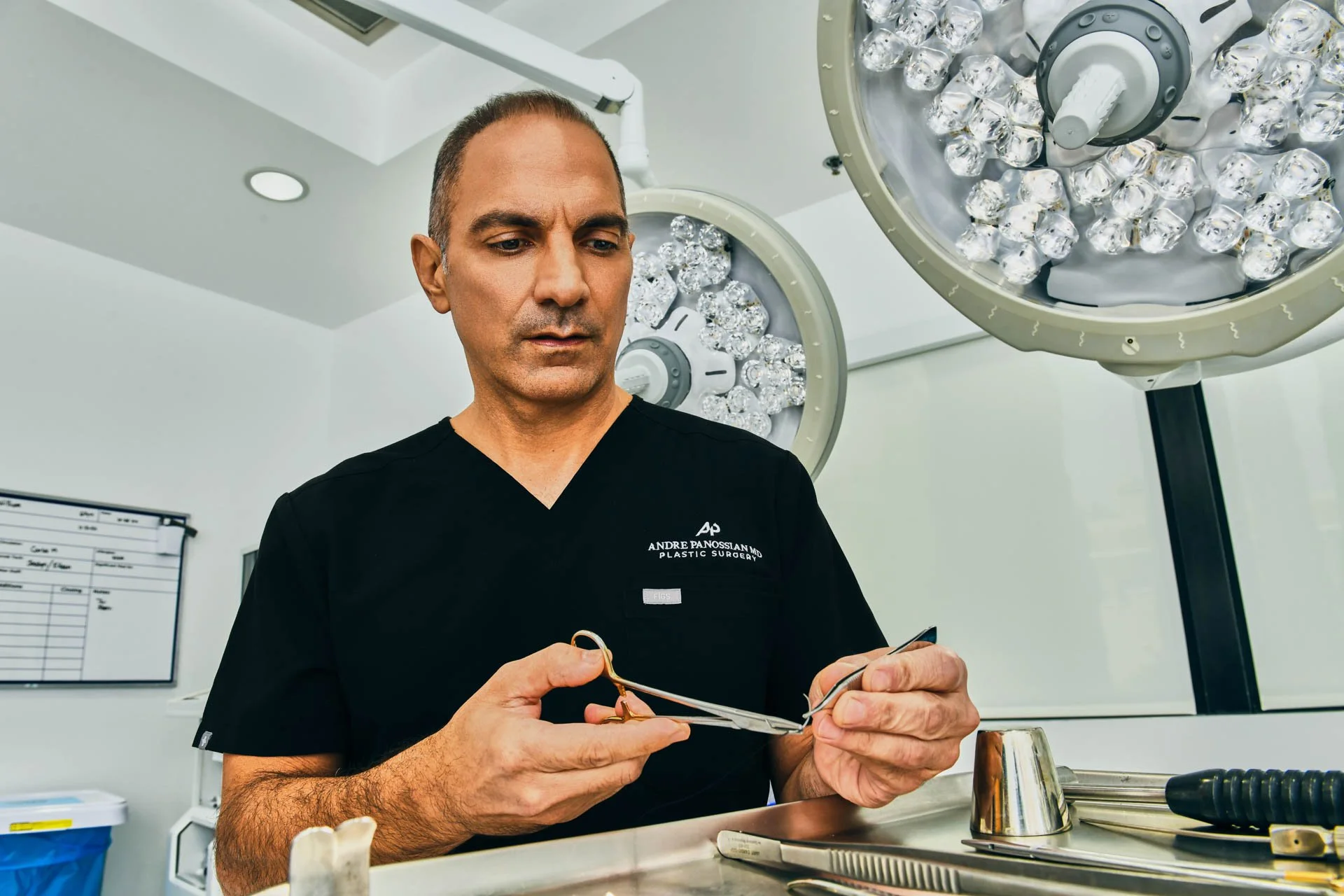 DR ANDRE PANOSSIAN_09825.jpg