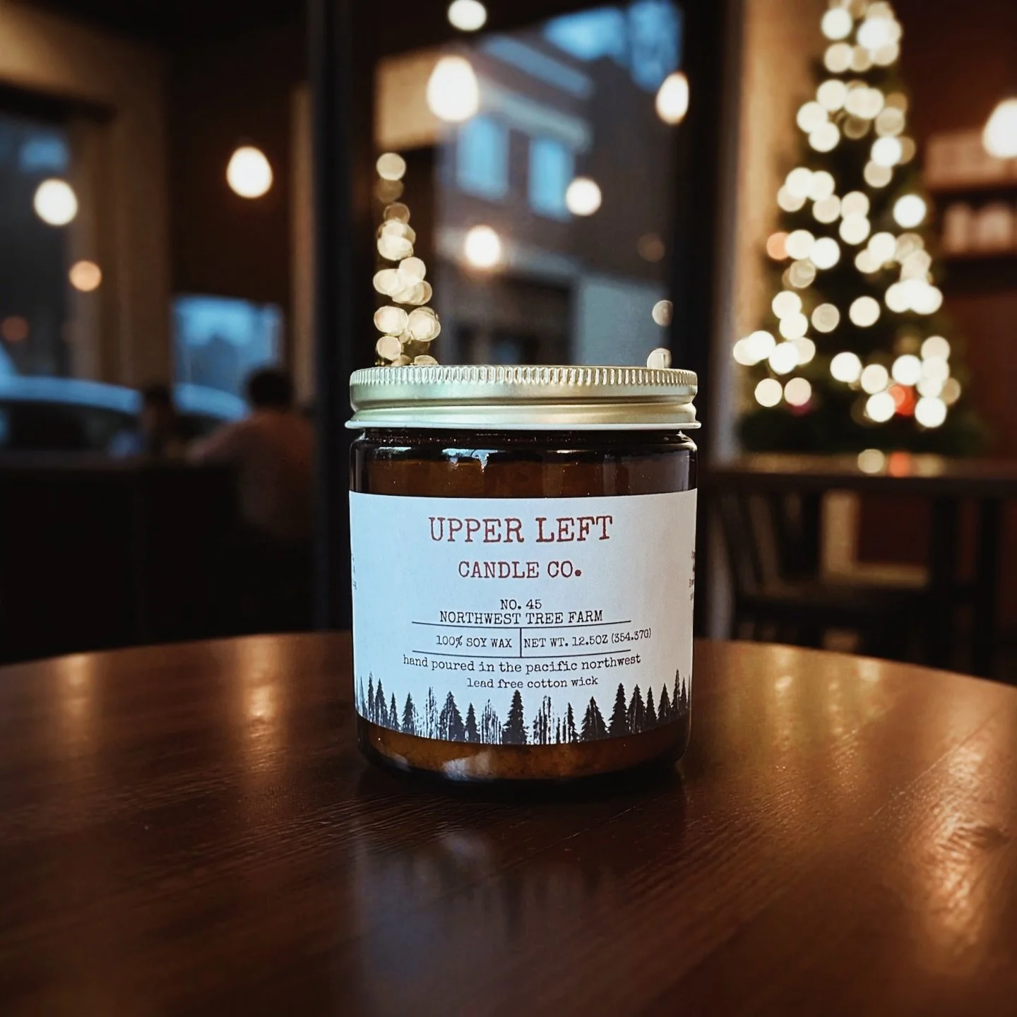 ✨ you can get the holiday candles in all size options- travel tin, 9 oz jar and 16 oz jar! ✨

The 16 oz candle (shown here) burns for 65+ hours!

Happy Holiday Launch Day! 🎄