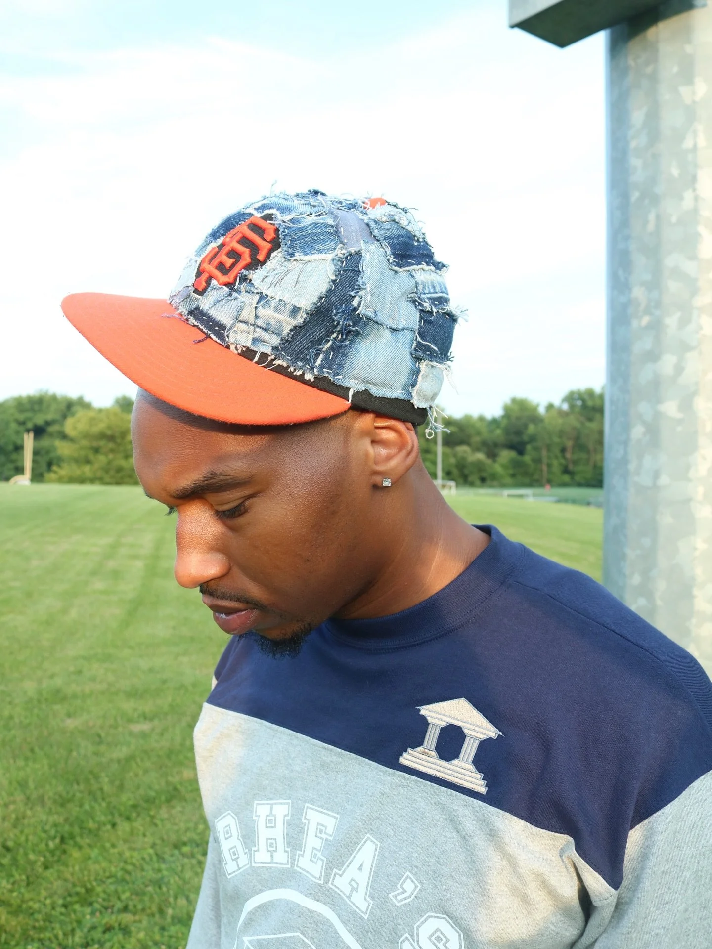 🏛️
NEW DROP: RHEAL DEMIN PATCH FITTED HAT

COLORS INCLUDE ALL BLACK, ALL HEATHER GREY, ALL KHAKI, OR YOU WILL PROVIDE YOUR OWN HAT

FEATURES HAND-SEWN DENIM PATCHES &amp; CUSTOM &ldquo;RP&rdquo; LETTERING

ONLY 5 PREORDER SPOTS AVAILABLE

AVAILABLE 