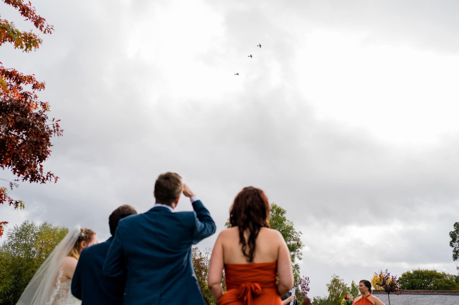 aeroplane flyby at silchester farm wedding