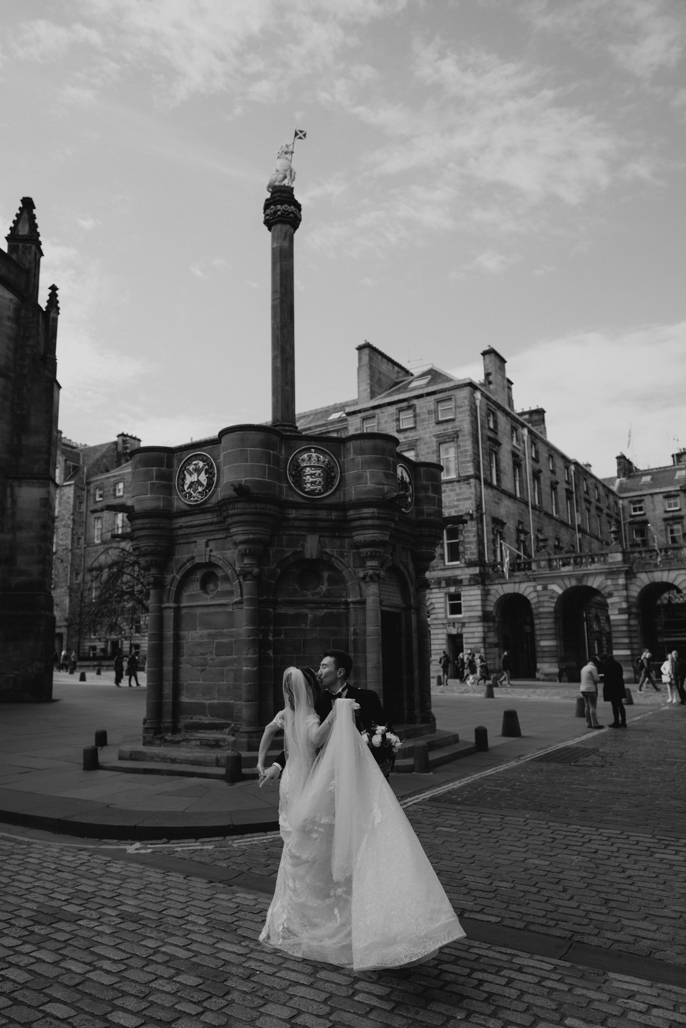 Edinburgh-wedding-photographer-and-videographer-62.jpg