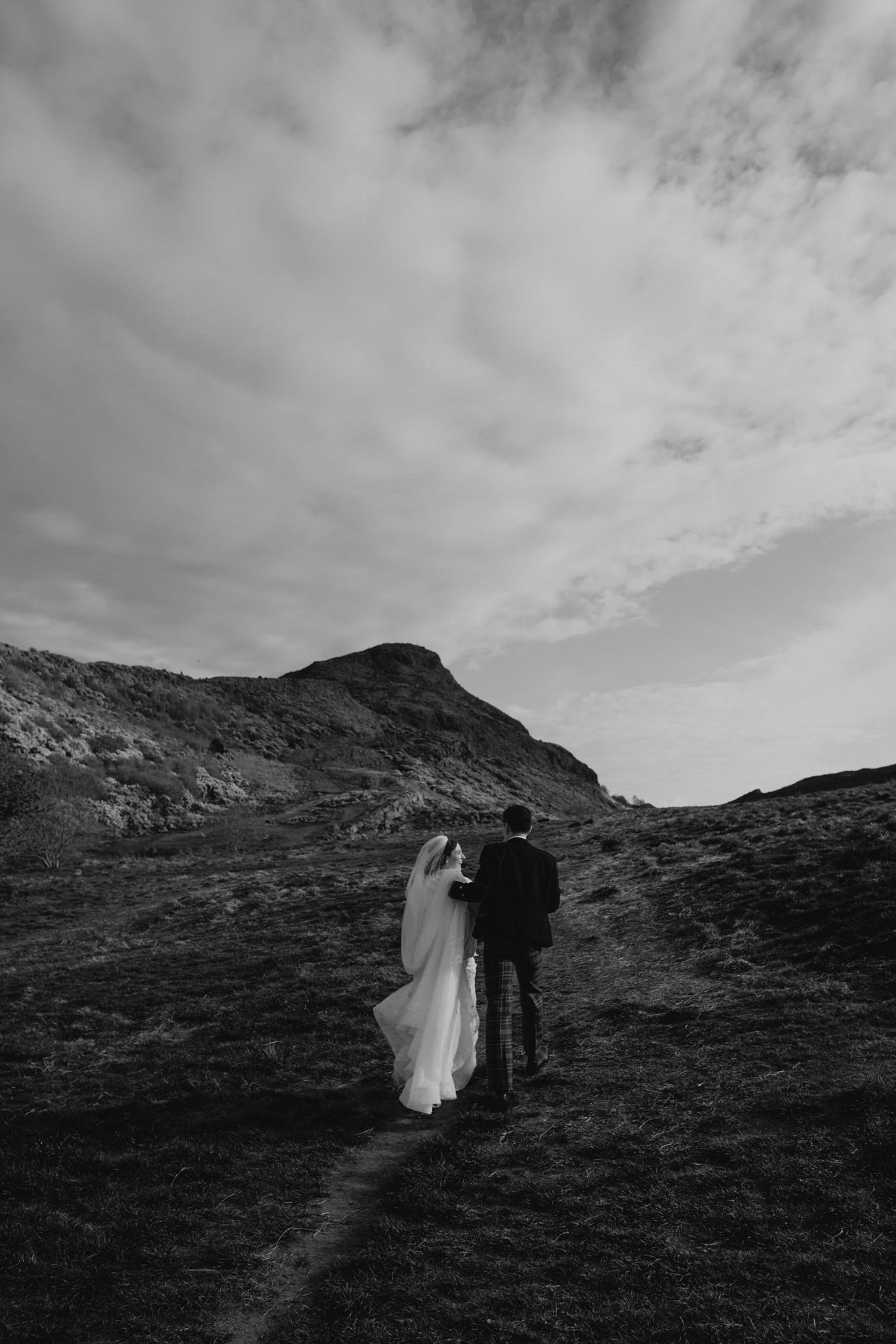 Edinburgh-wedding-photographer-and-videographer-69.jpg
