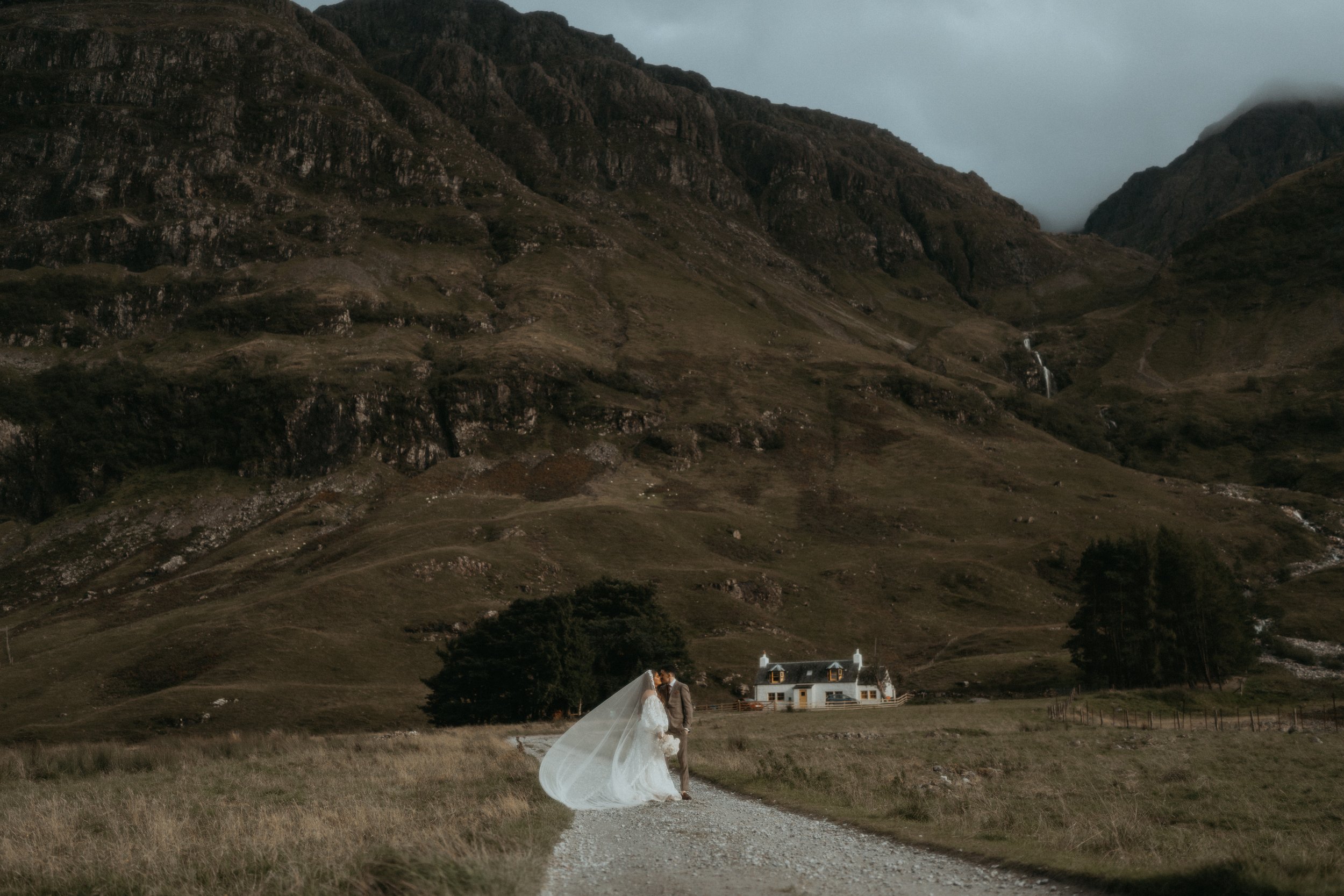 Glencoe-elopement-photographer-119.jpg