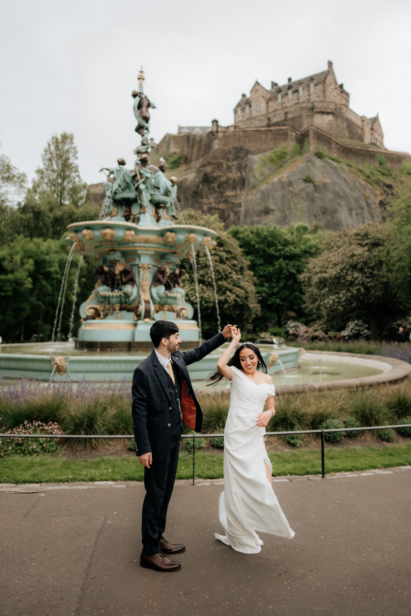 Edinburgh-wedding-photographer-14.jpg