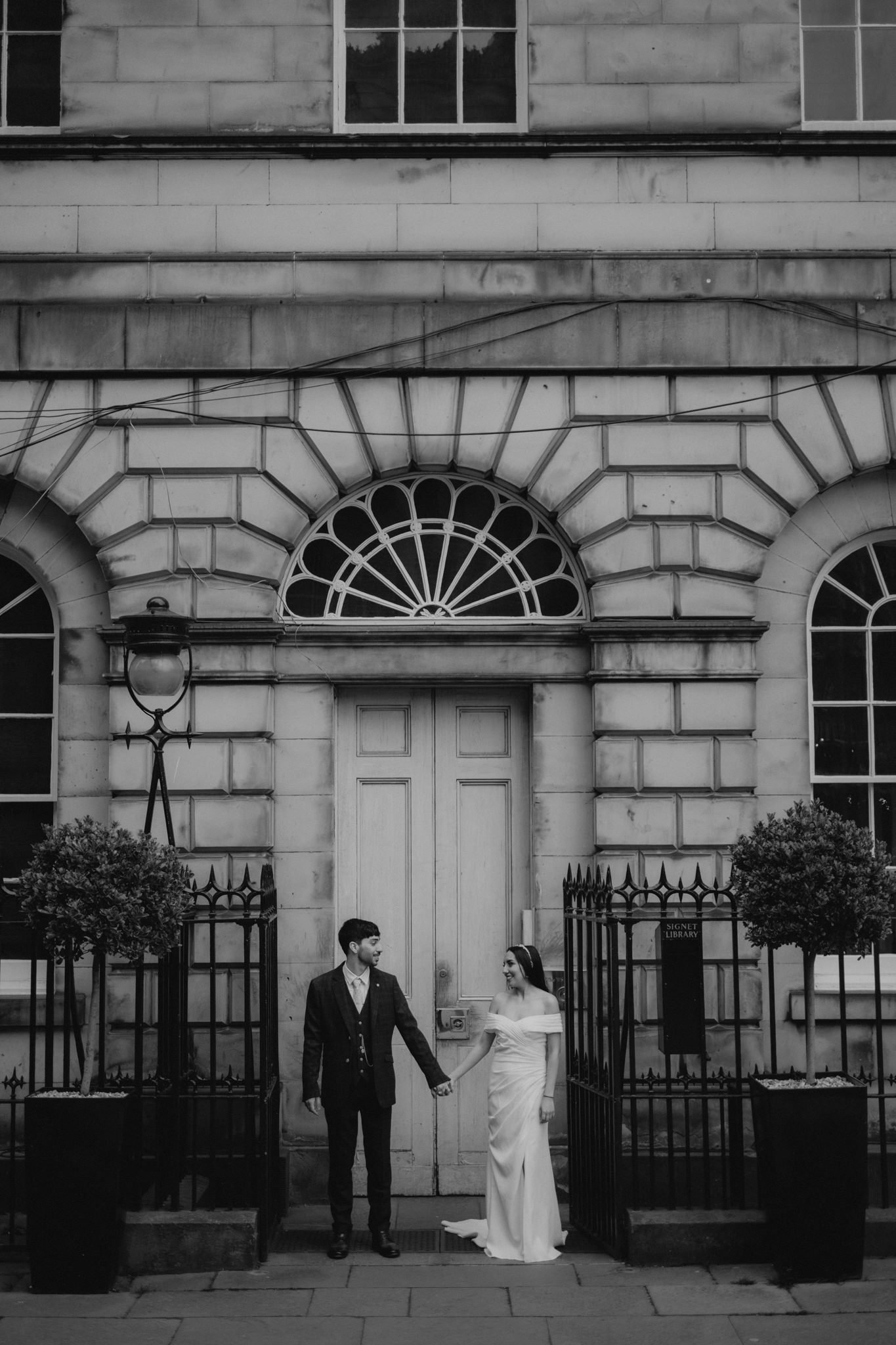 Edinburgh-wedding-photographer-31.jpg