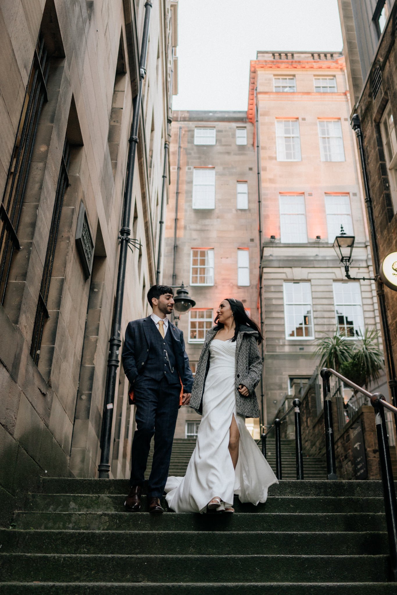 Edinburgh-wedding-photographer-37.jpg