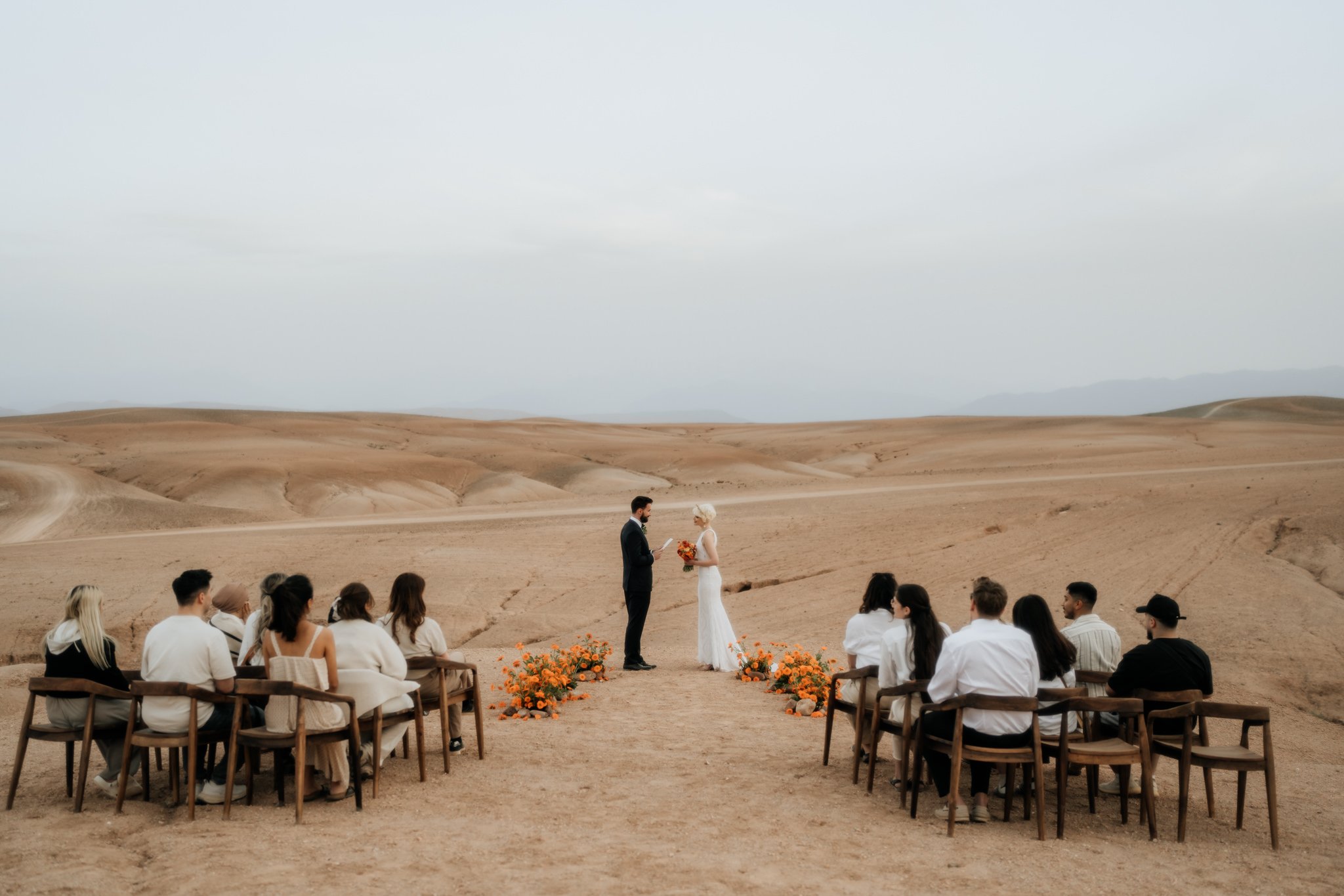  Agafay Desert wedding photo inspiration | Marrakech wedding photographer and videographer 
