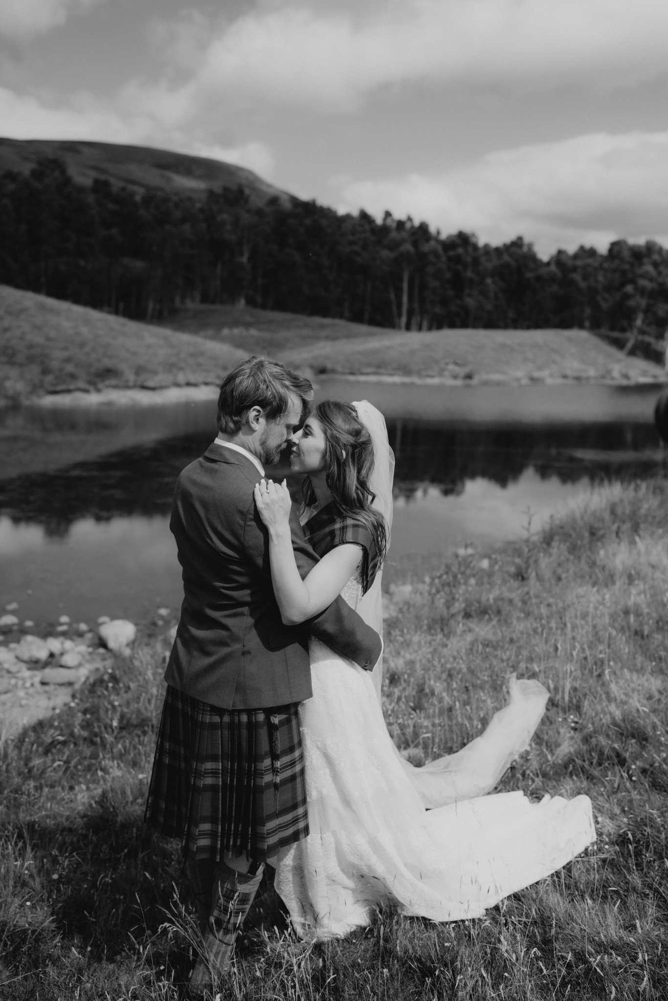 Glen Clova Hotel wedding photography | Aberdeenshire wedding photographer and videographer-41.jpg