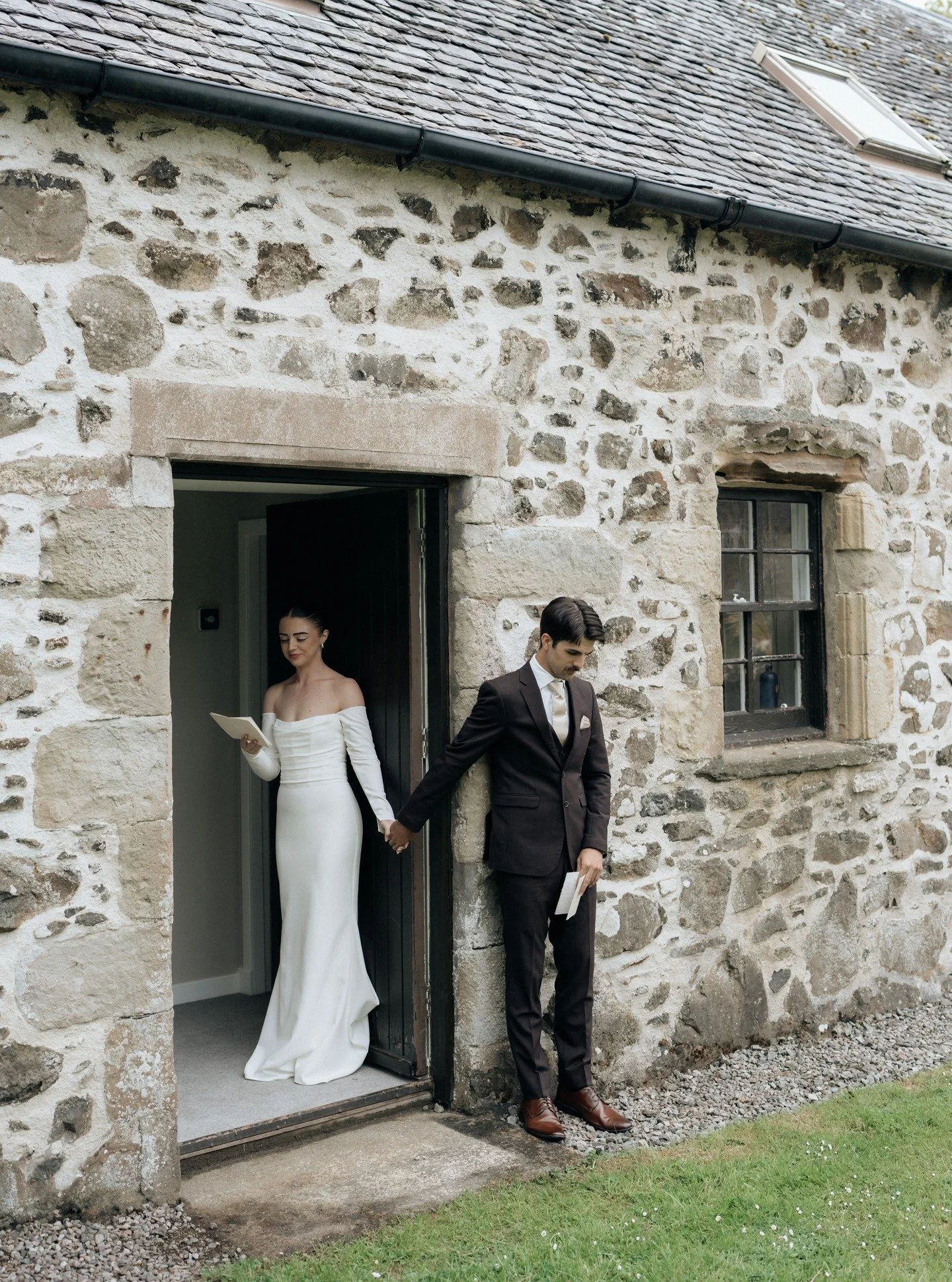 FIRST TOUCH instead of FIRST LOOK? Oh yess!

A &ldquo;first touch&rdquo; is a beautiful alternative to the traditional &ldquo;first look&rdquo; &mdash; perfect for couples who want to share a quiet, intimate moment before the ceremony without actuall