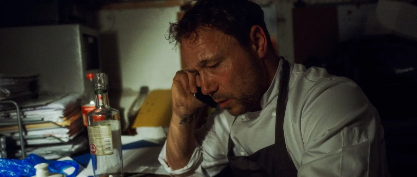 OBRAZ KUCHYNĚ SVĚTA A PEKLA SLUŽEB PŘINÁŠÍ DO KIN BOD VARU