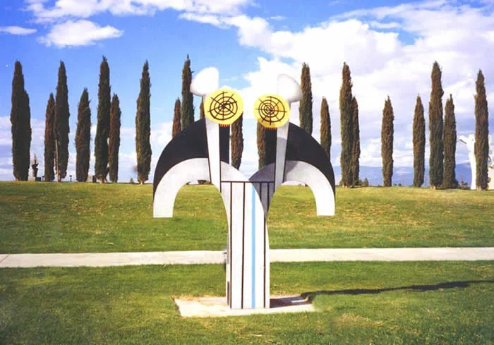 999AGuardianLO_700.jpg